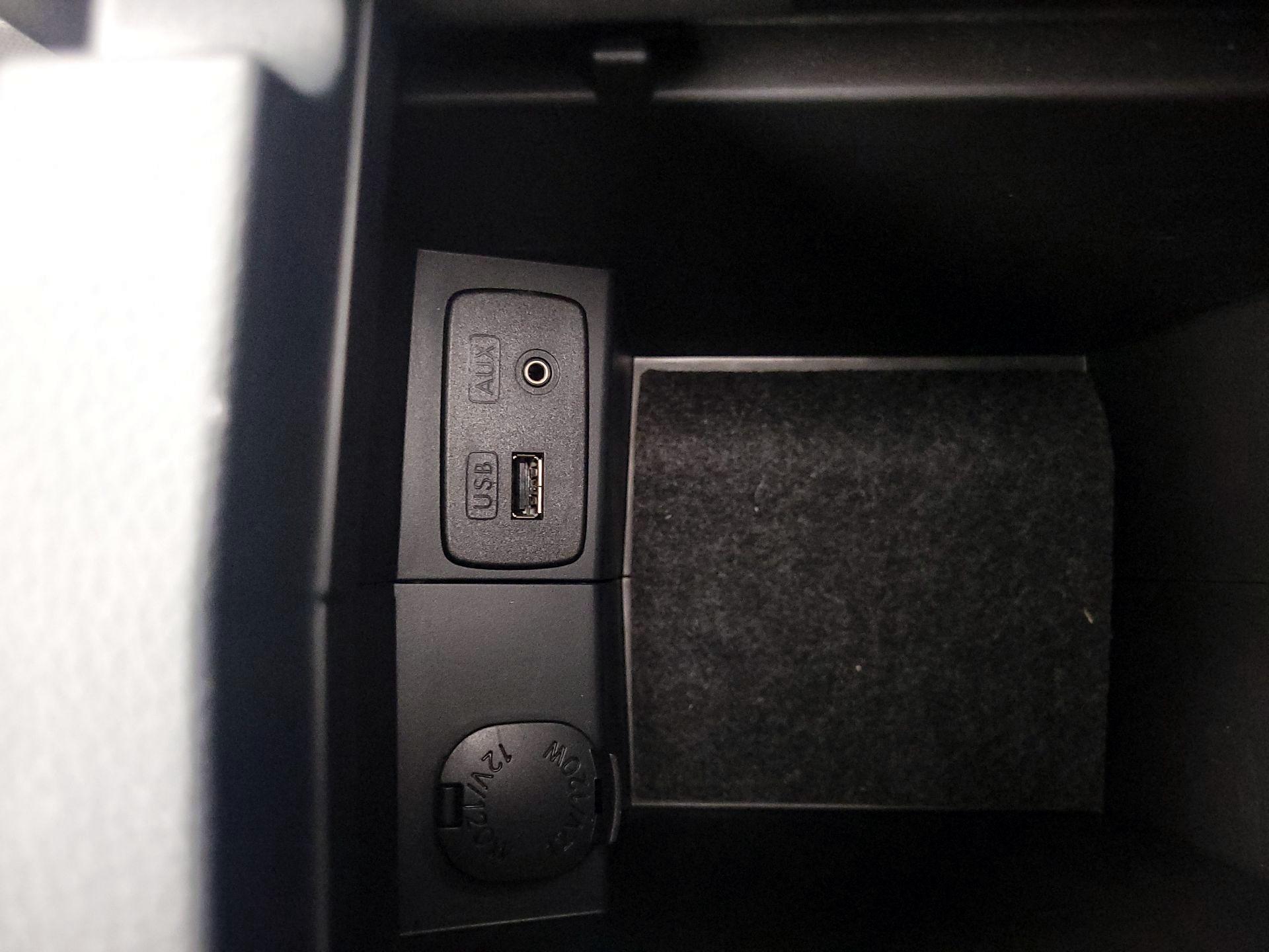 Thumbnail: 2015 Subaru Forester - 18