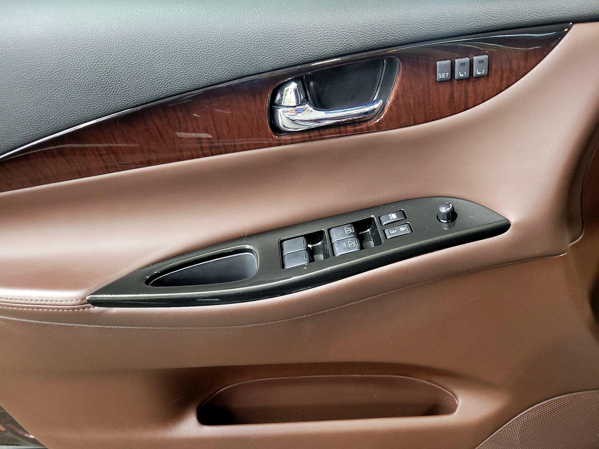 Thumbnail: 2016 INFINITI QX50 - 12