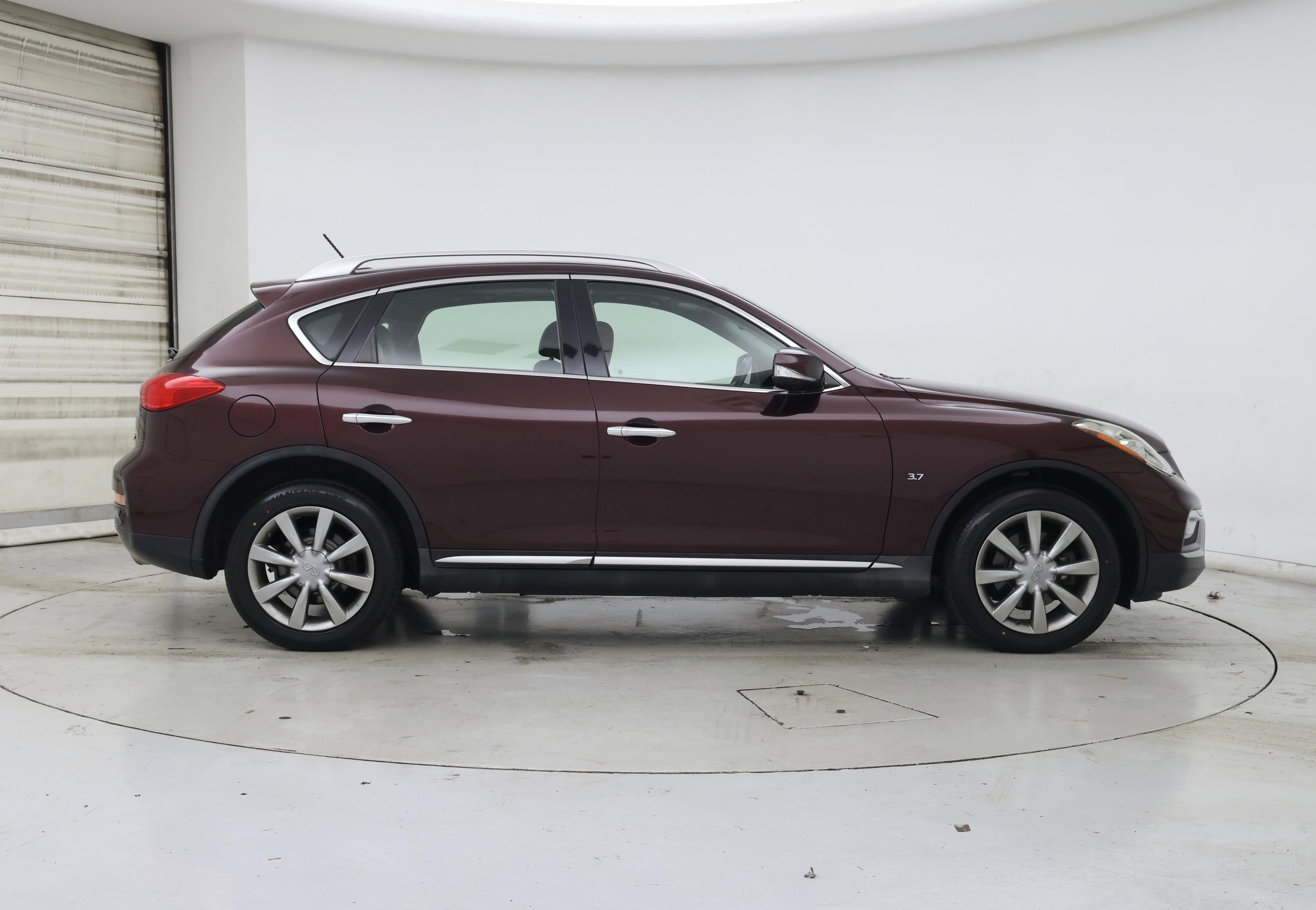 Thumbnail: 2016 INFINITI QX50 - 7