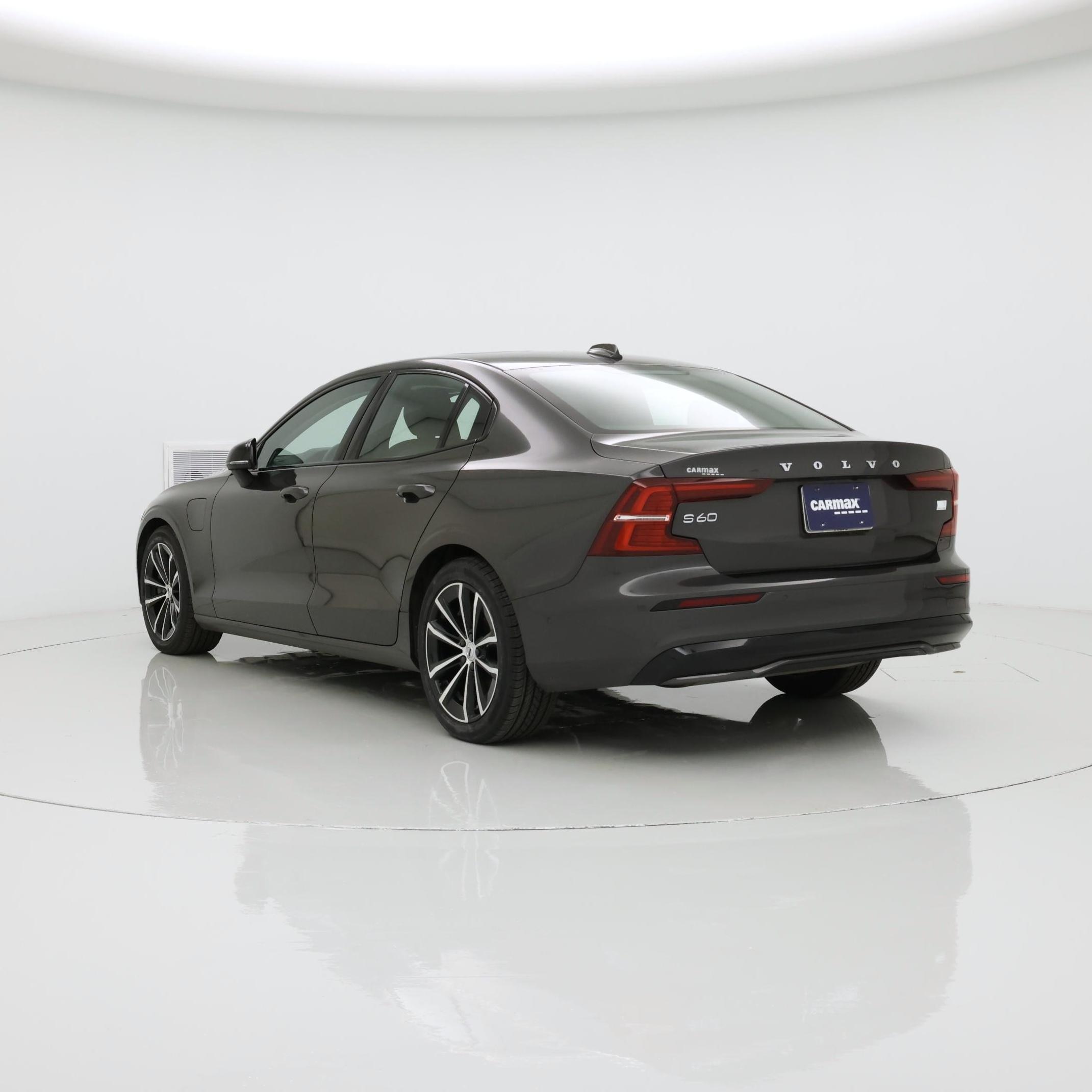 Thumbnail: 2023 Volvo S60 - 2