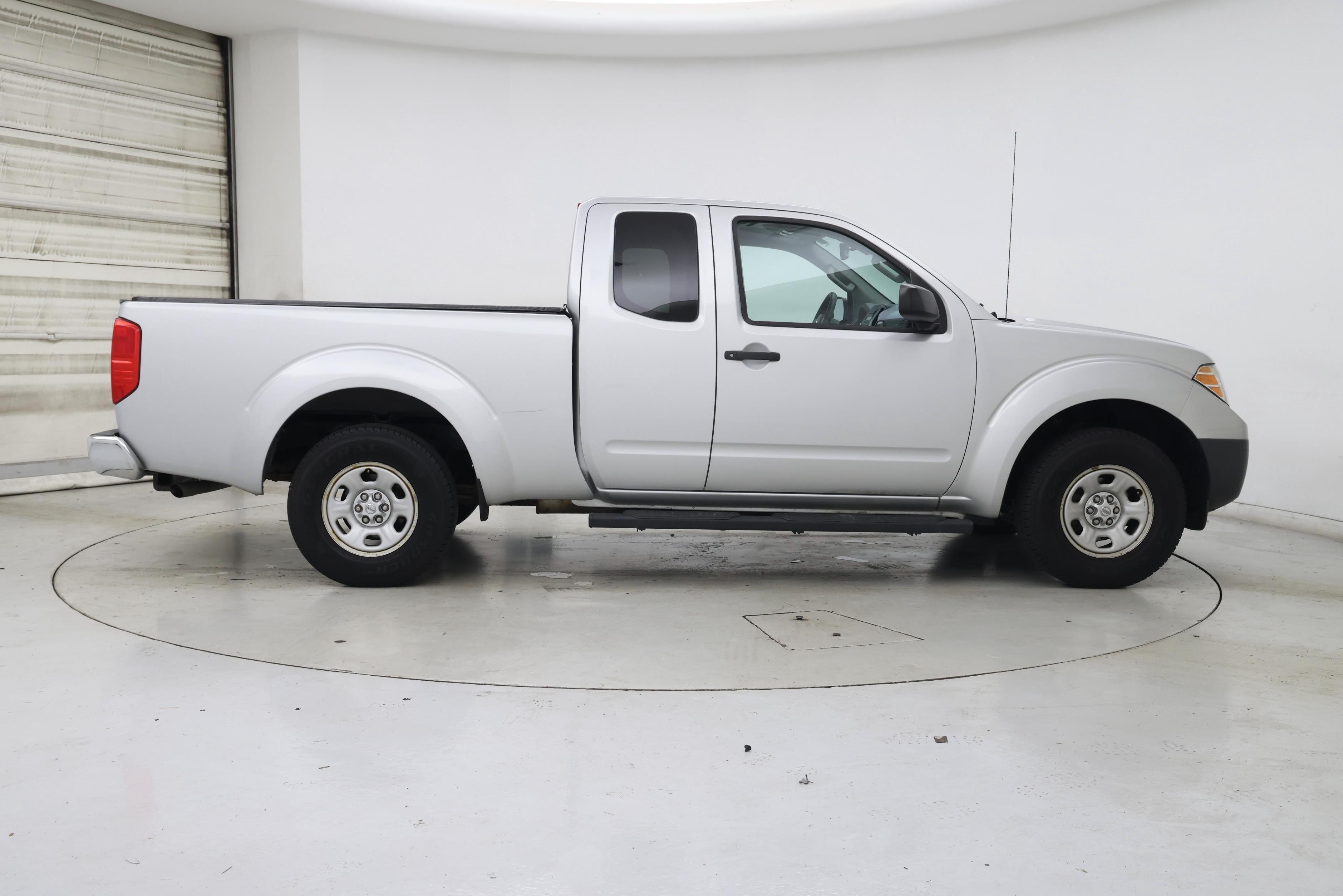 Thumbnail: 2016 Nissan Frontier - 7