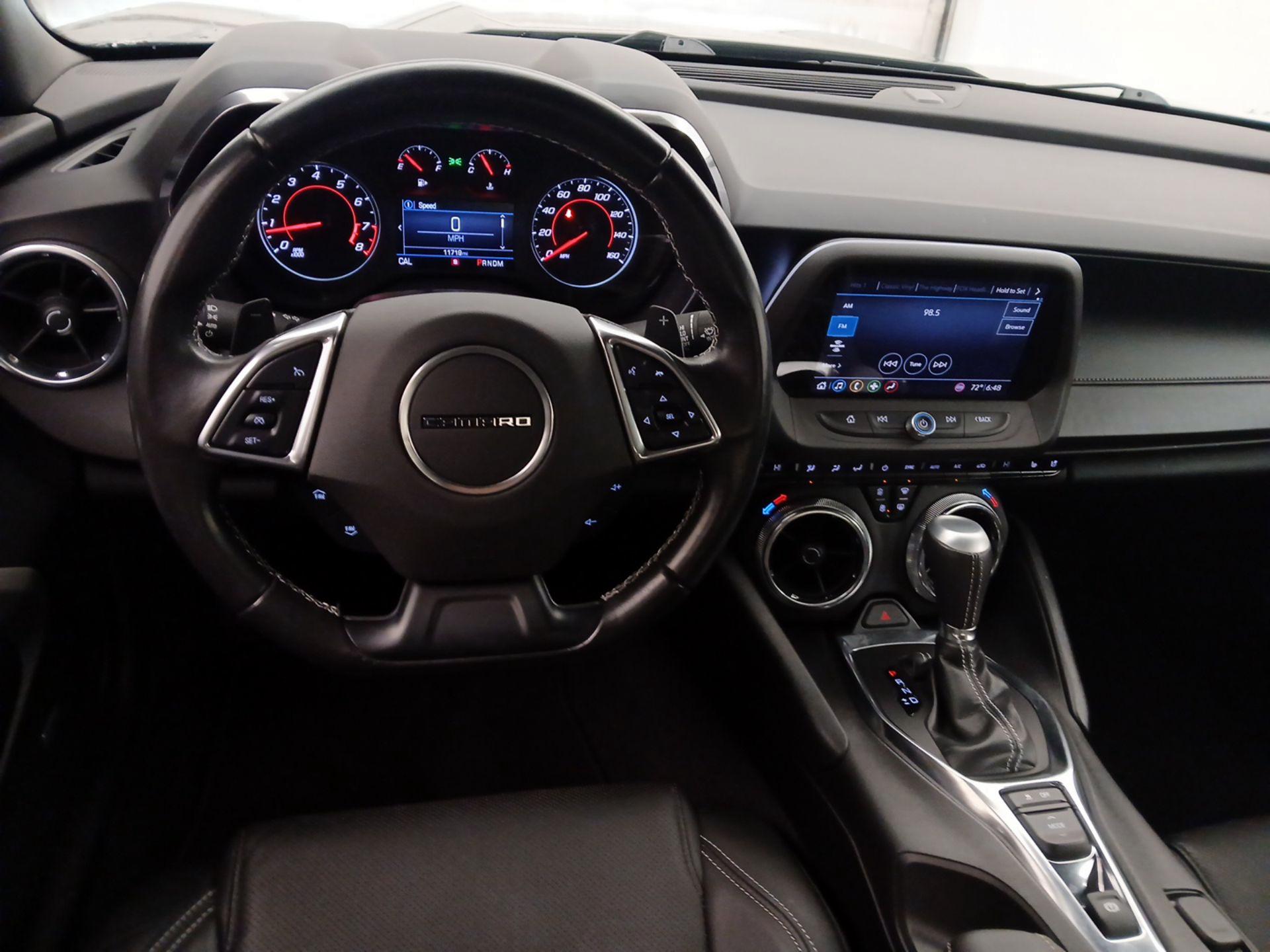 Thumbnail: 2019 Chevrolet Camaro - 10