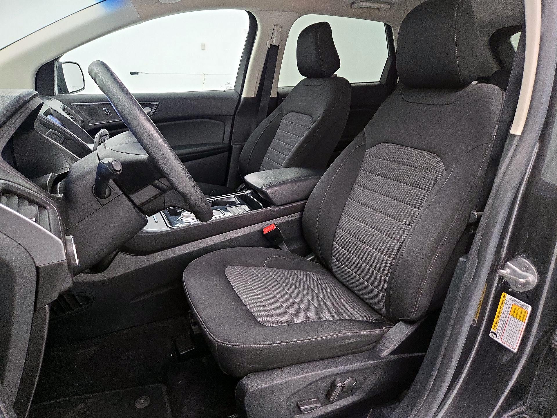 Thumbnail: 2020 Ford Edge - 11