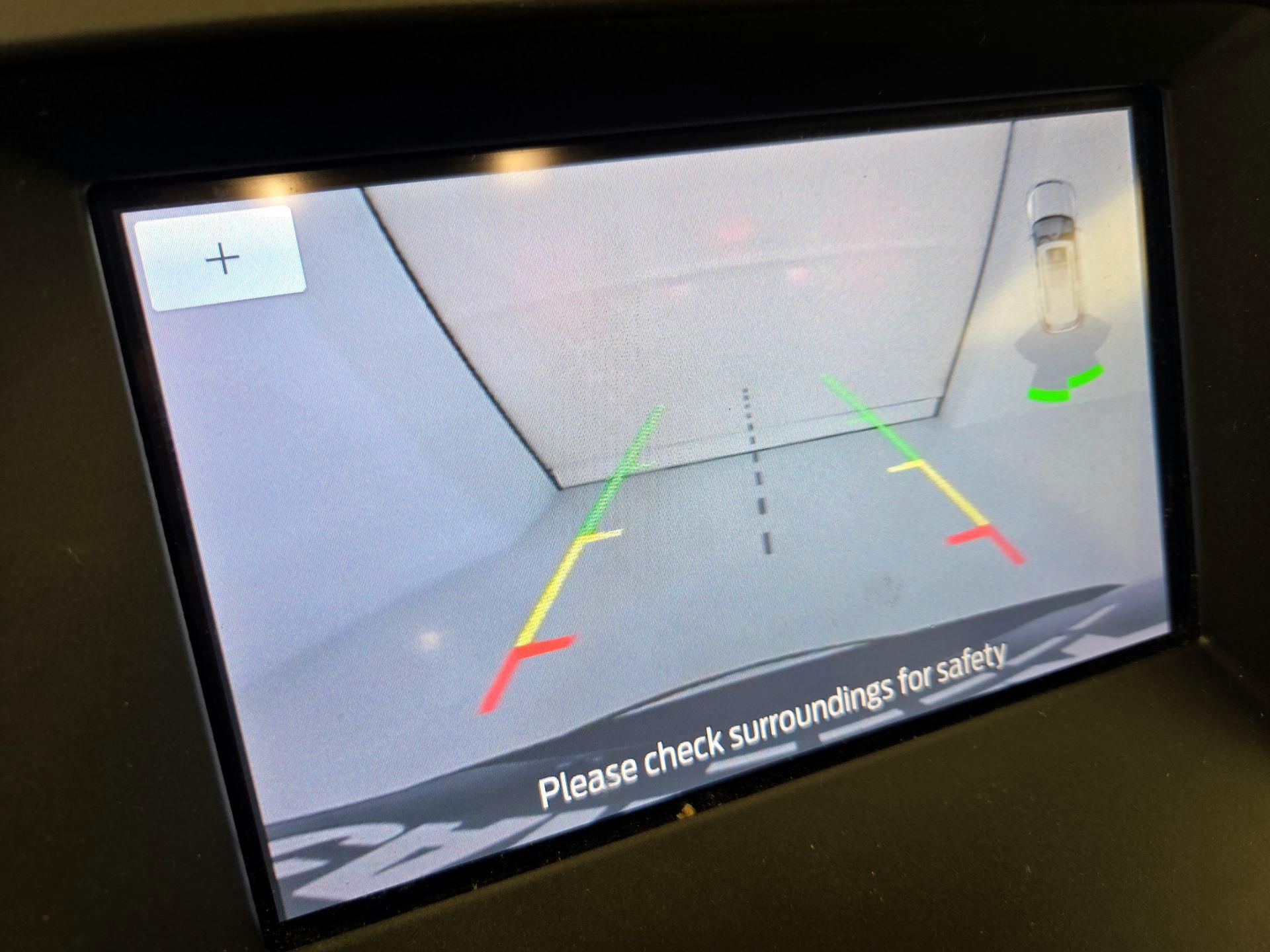 Thumbnail: 2020 Ford Edge - 14