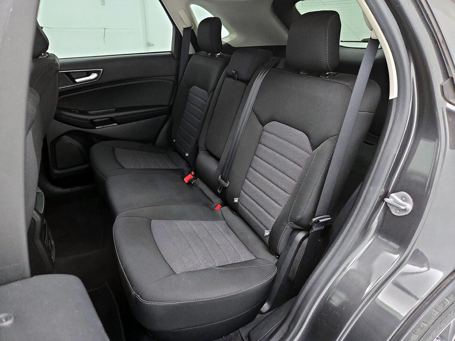 Thumbnail: 2020 Ford Edge - 19