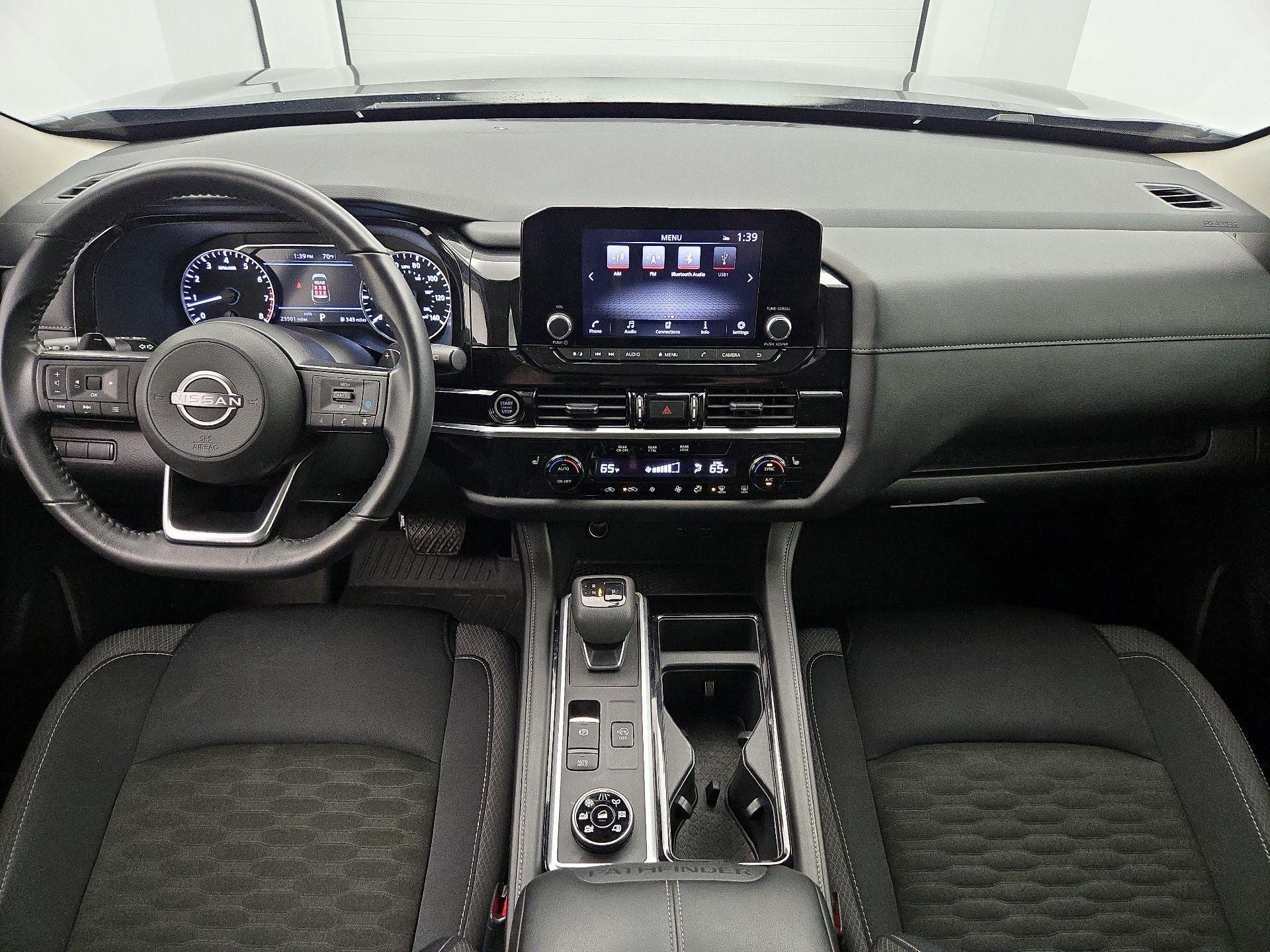 Thumbnail: 2024 Nissan Pathfinder - 9