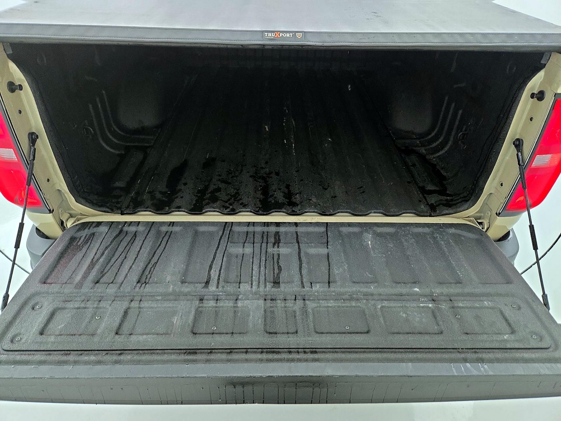 Thumbnail: 2022 Chevrolet Colorado - 20
