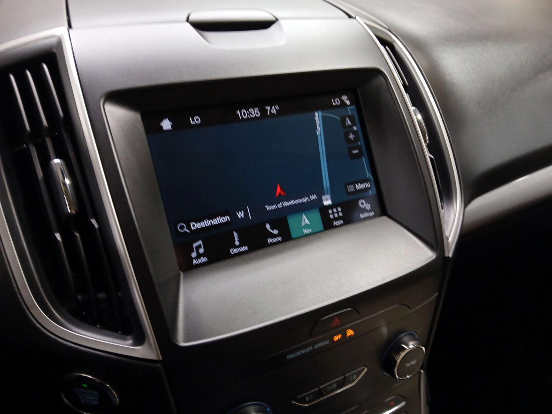 Thumbnail: 2019 Ford Edge - 14