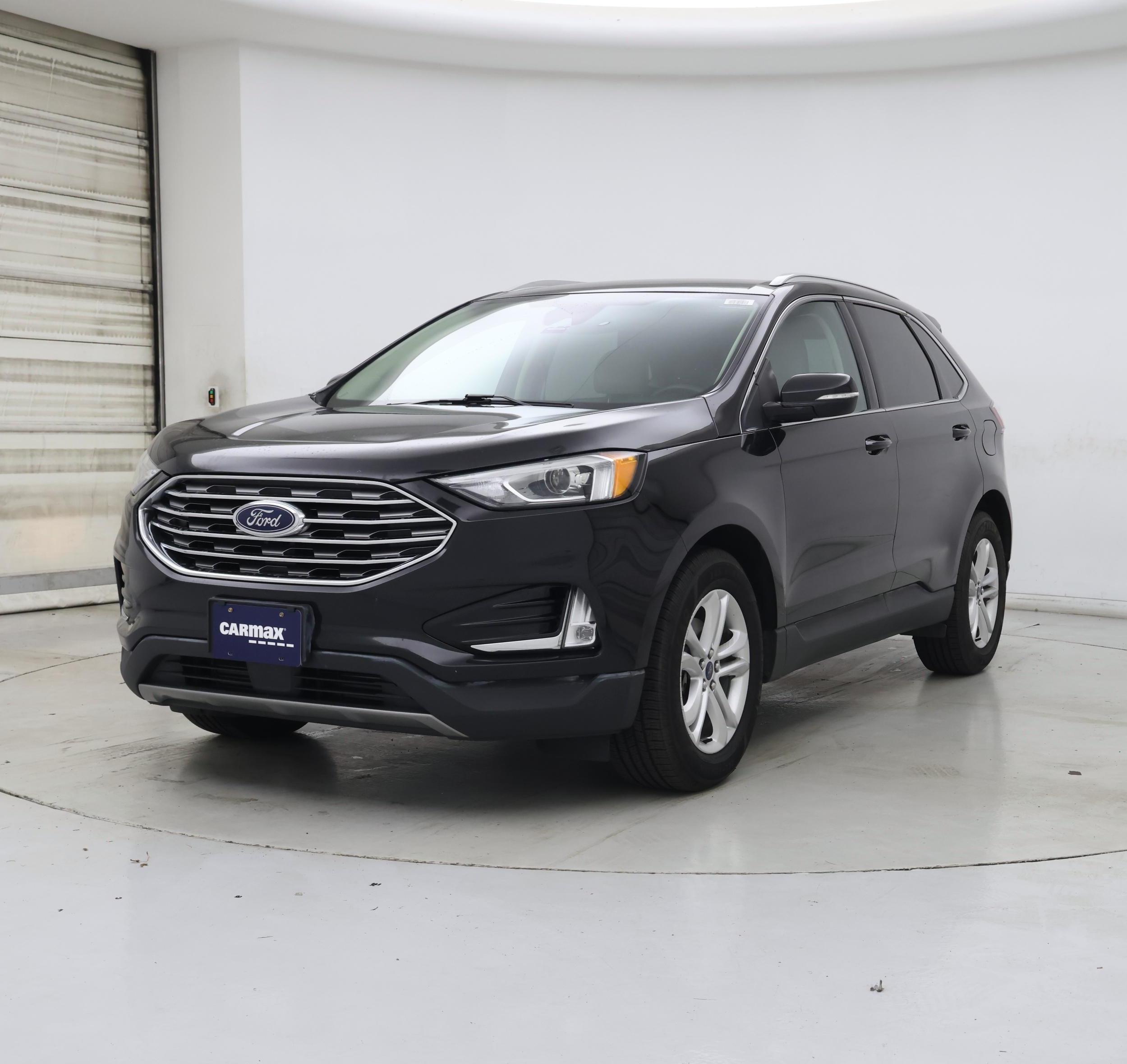 Thumbnail: 2019 Ford Edge - 4