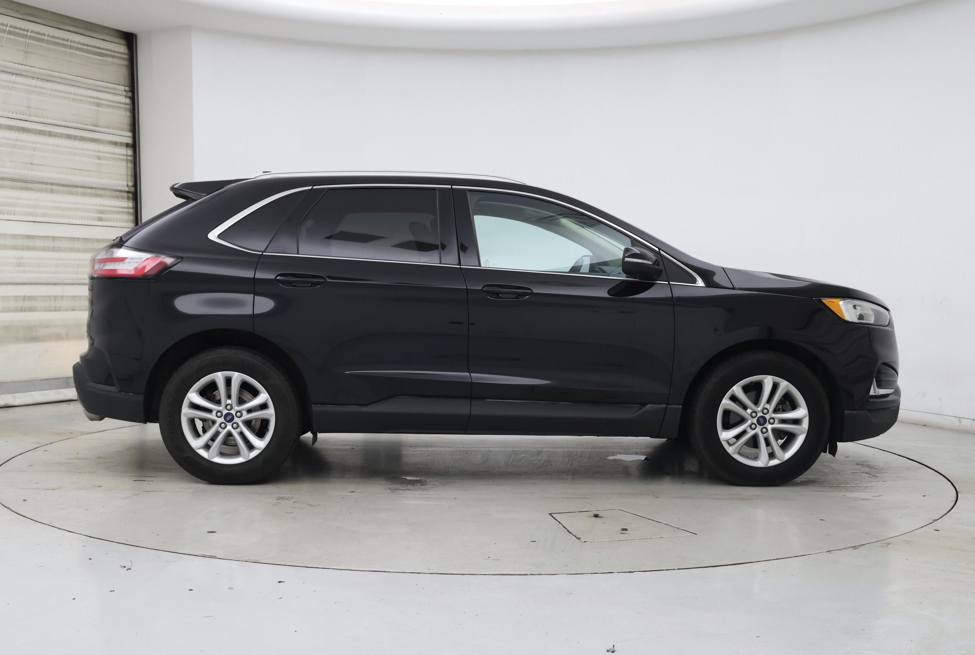 Thumbnail: 2019 Ford Edge - 7