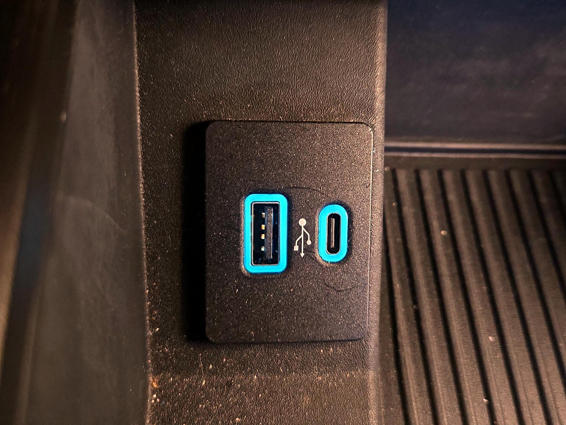 Thumbnail: 2022 Ford F-250 - 18