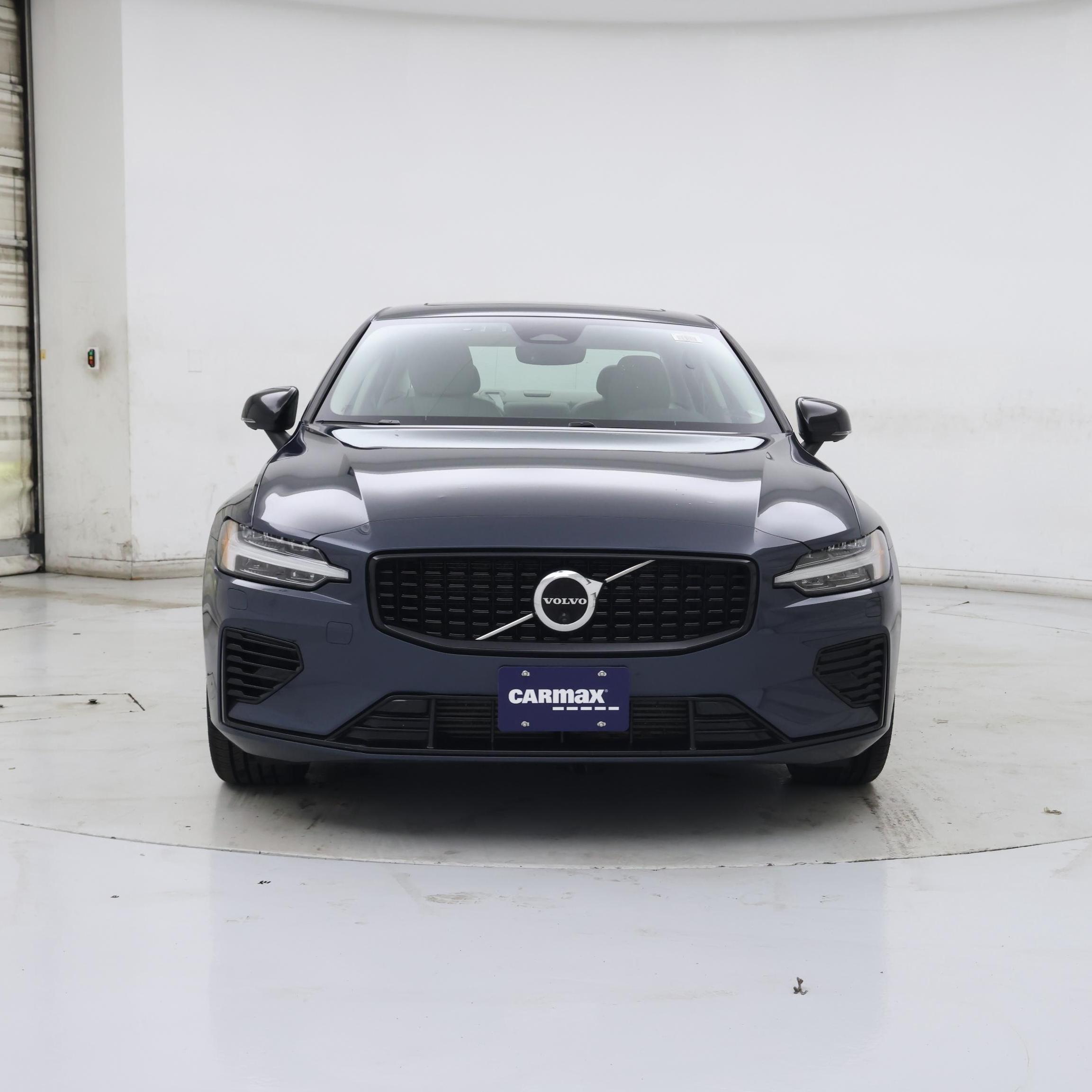 Thumbnail: 2023 Volvo S60 - 5