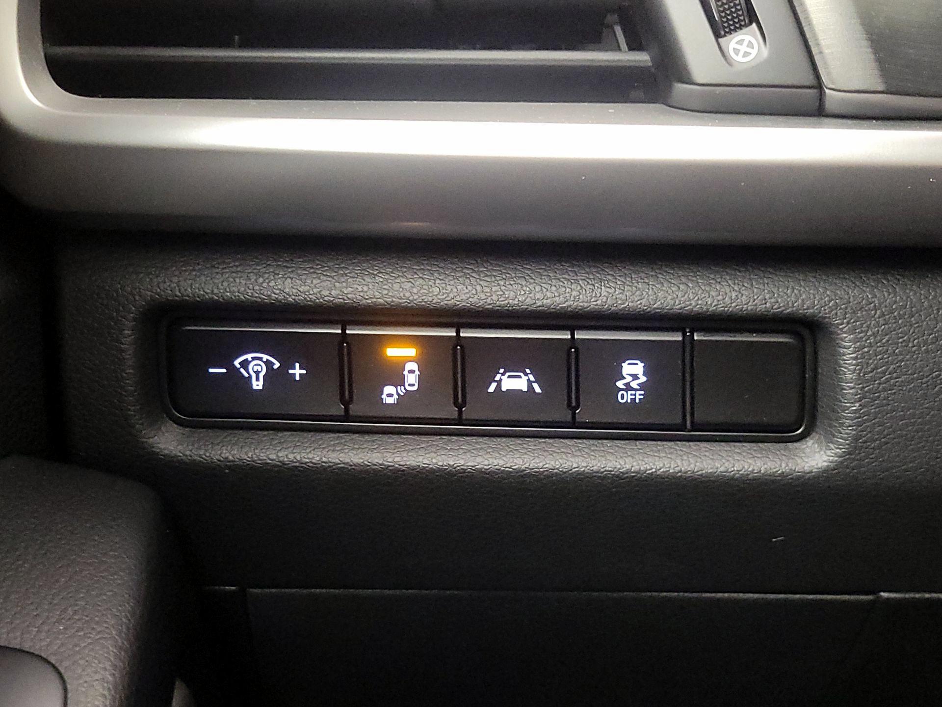 Thumbnail: 2020 Kia Telluride - 13