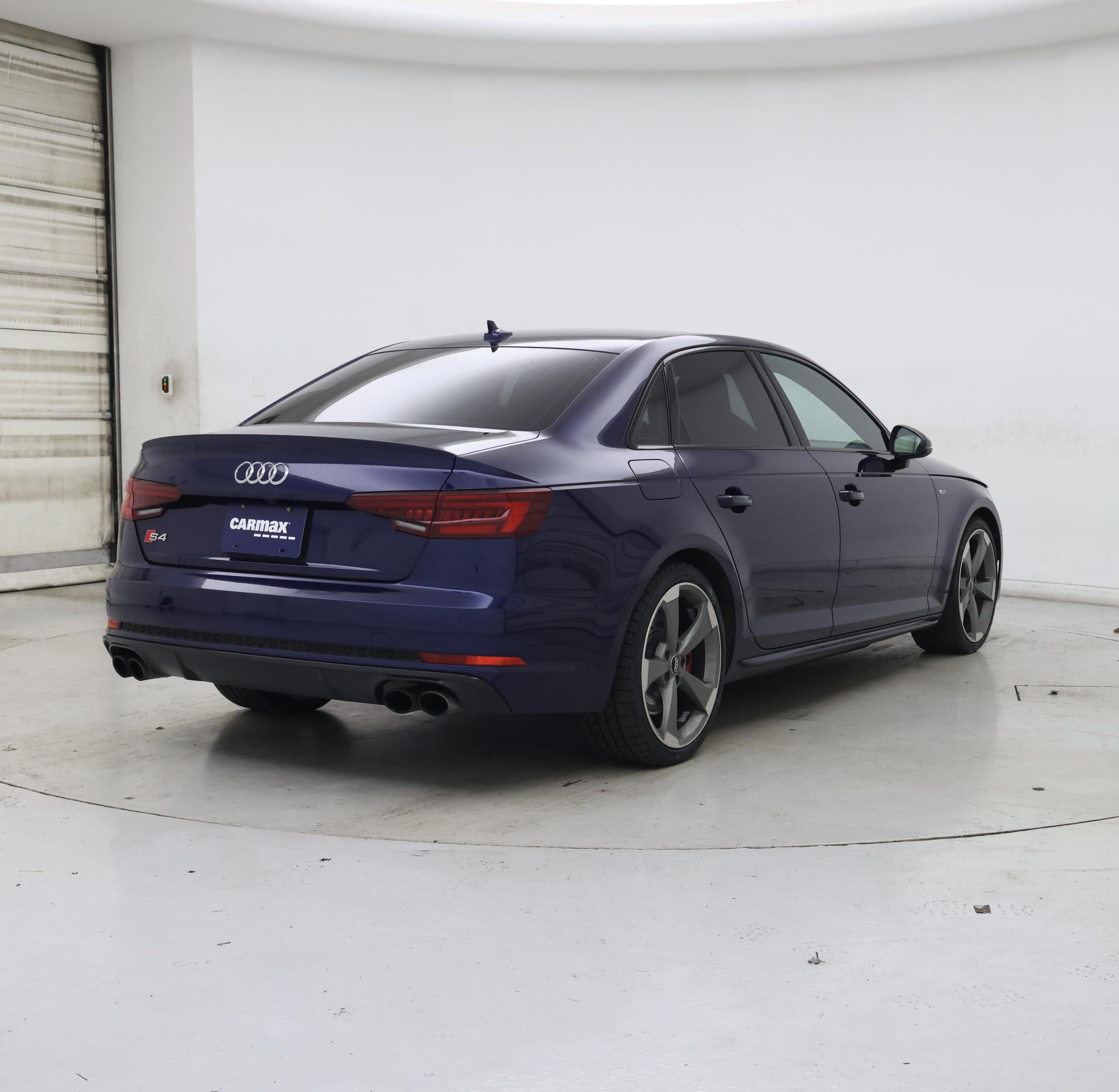 Thumbnail: 2018 Audi S4 - 8