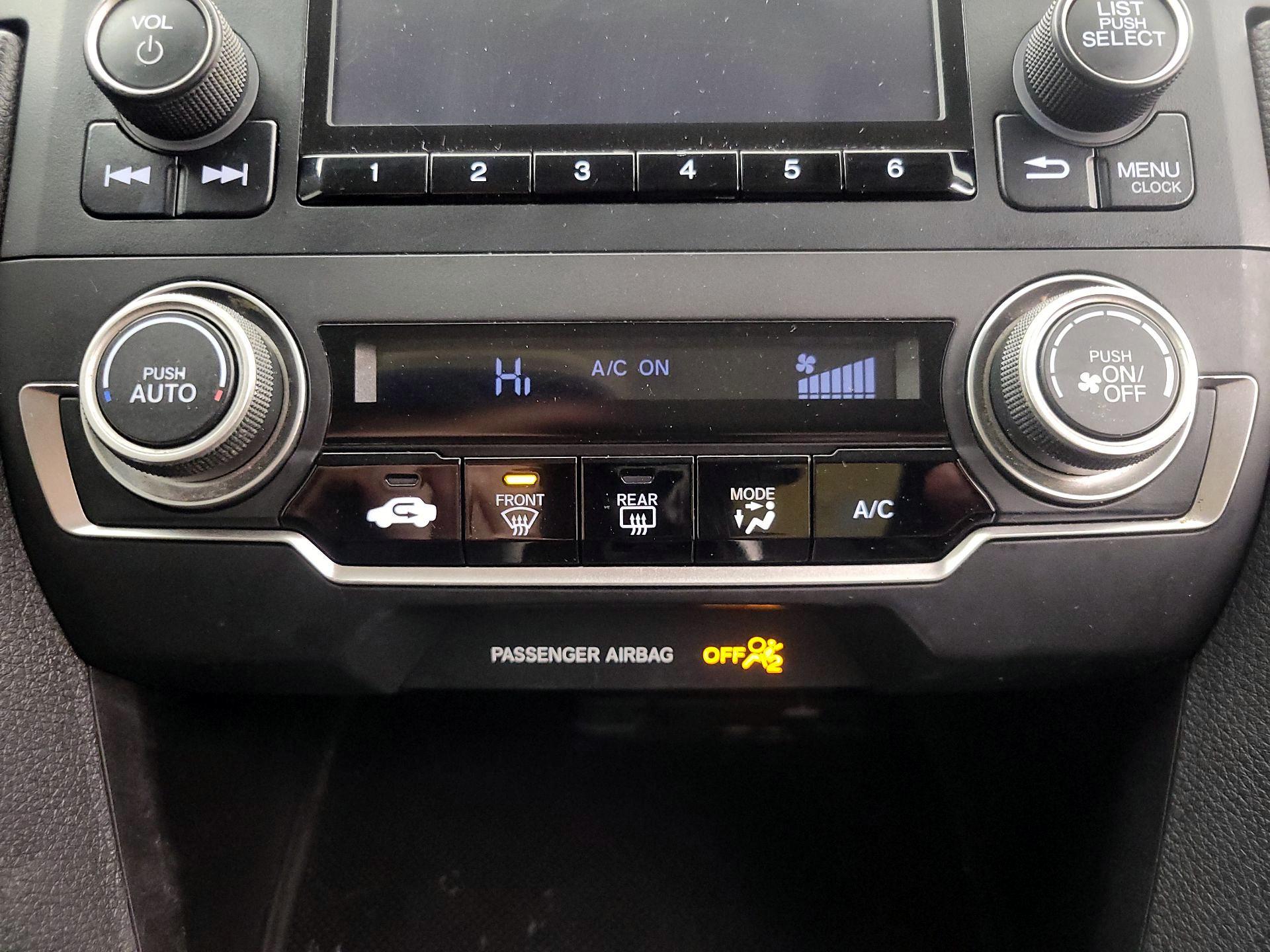 Thumbnail: 2016 Honda Civic - 16