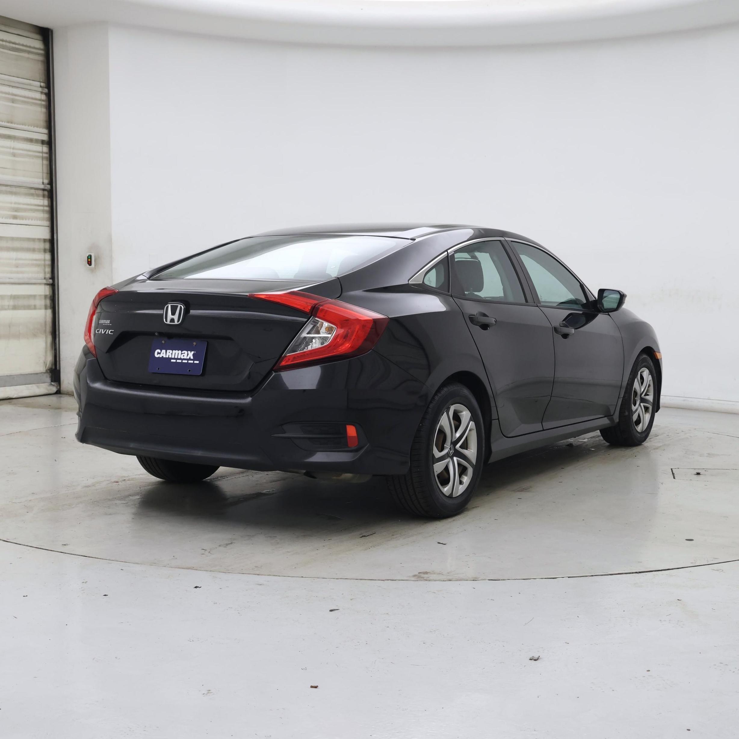 Thumbnail: 2016 Honda Civic - 8