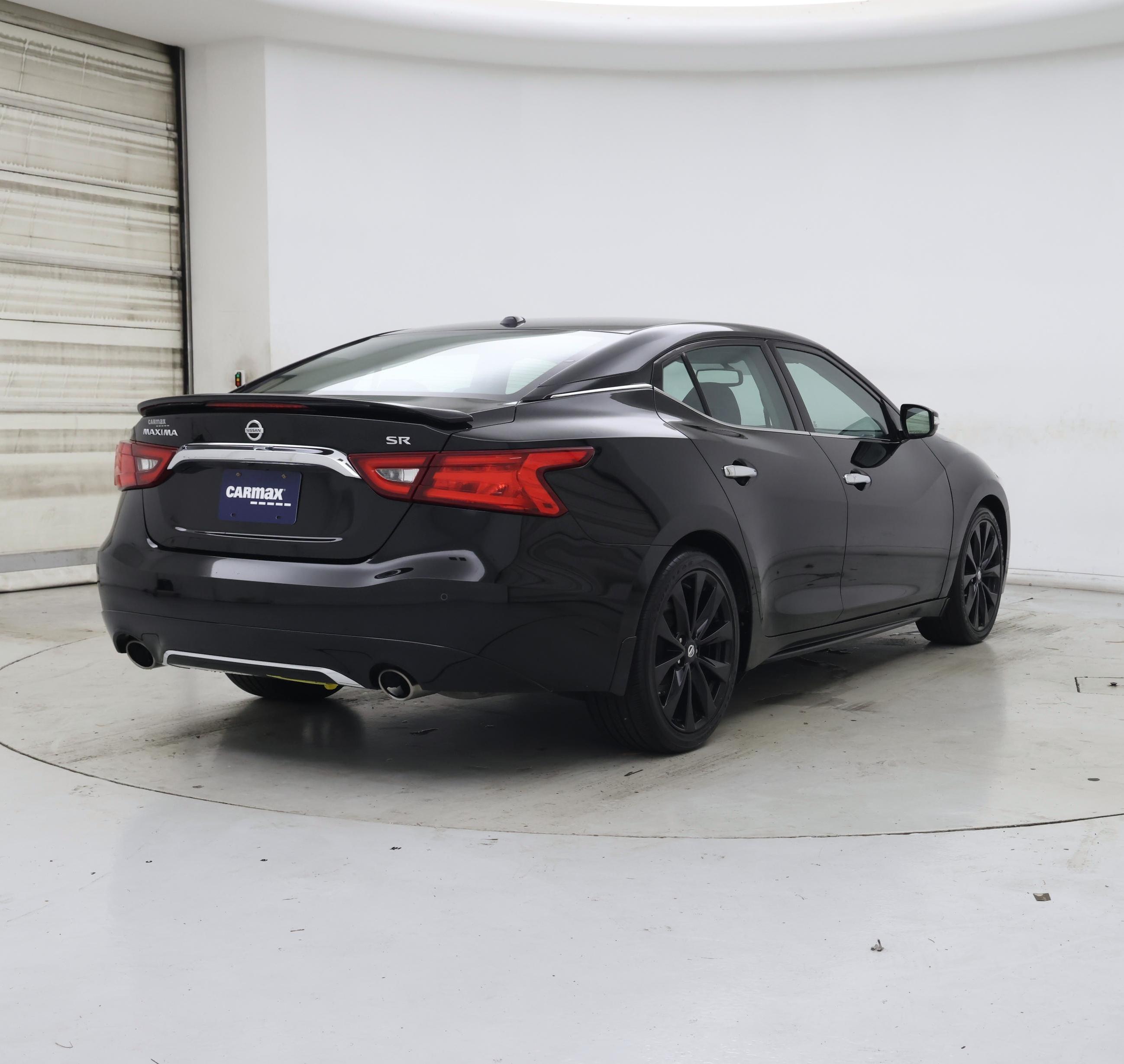 Thumbnail: 2017 Nissan Maxima - 8