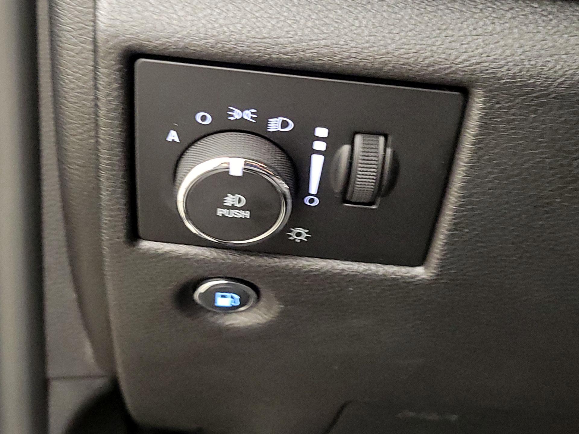 Thumbnail: 2019 Jeep Grand Cherokee - 13