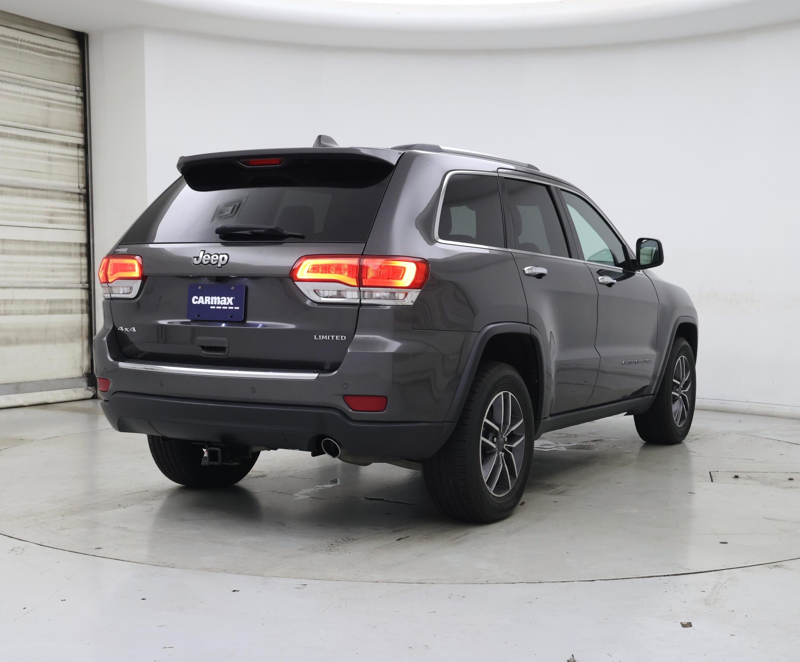Thumbnail: 2019 Jeep Grand Cherokee - 8