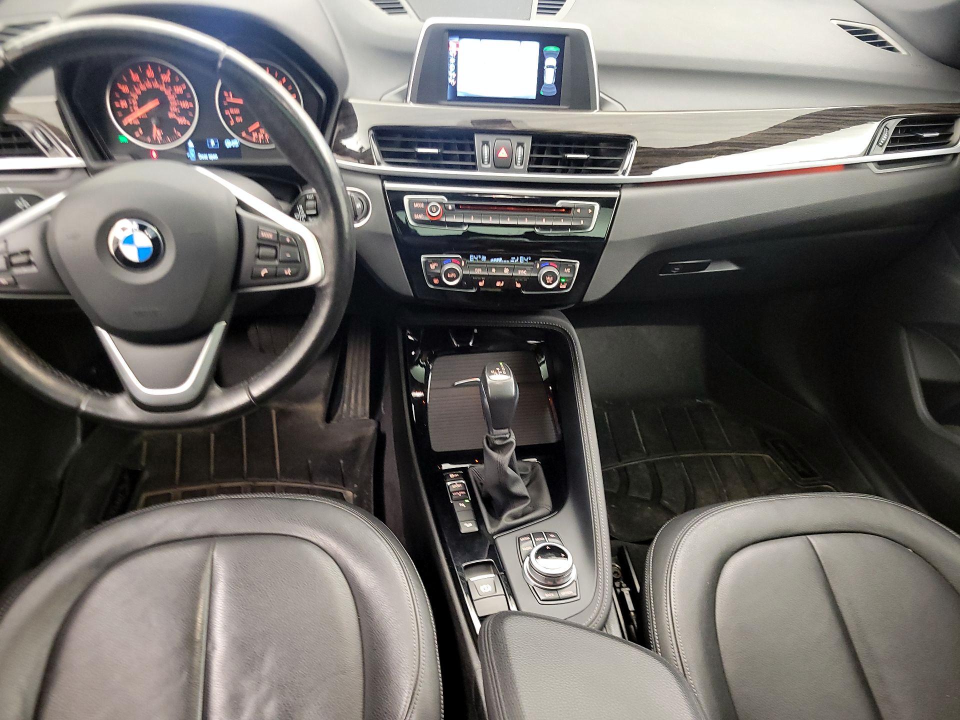 Thumbnail: 2016 BMW X1 - 9