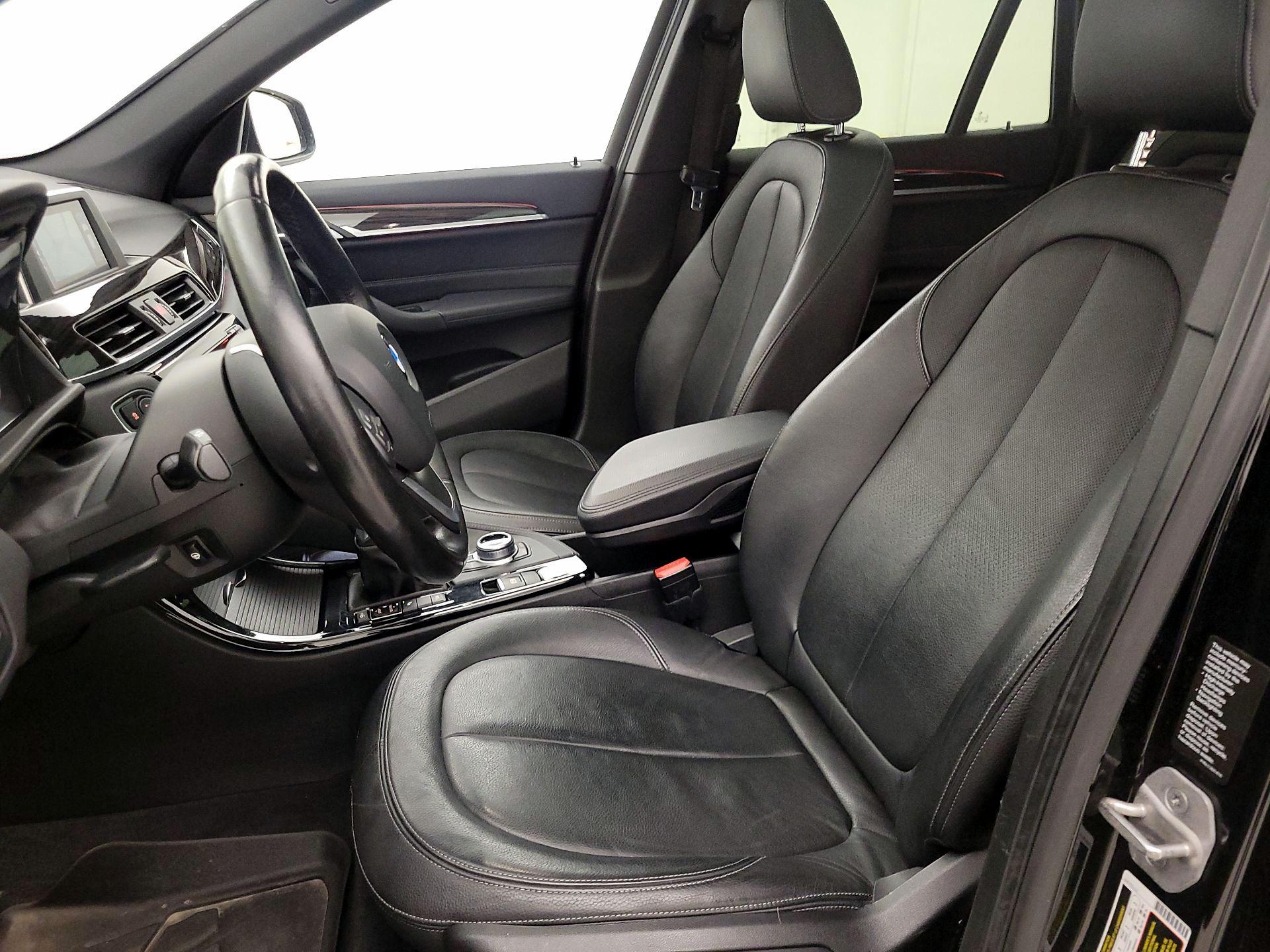 Thumbnail: 2016 BMW X1 - 11