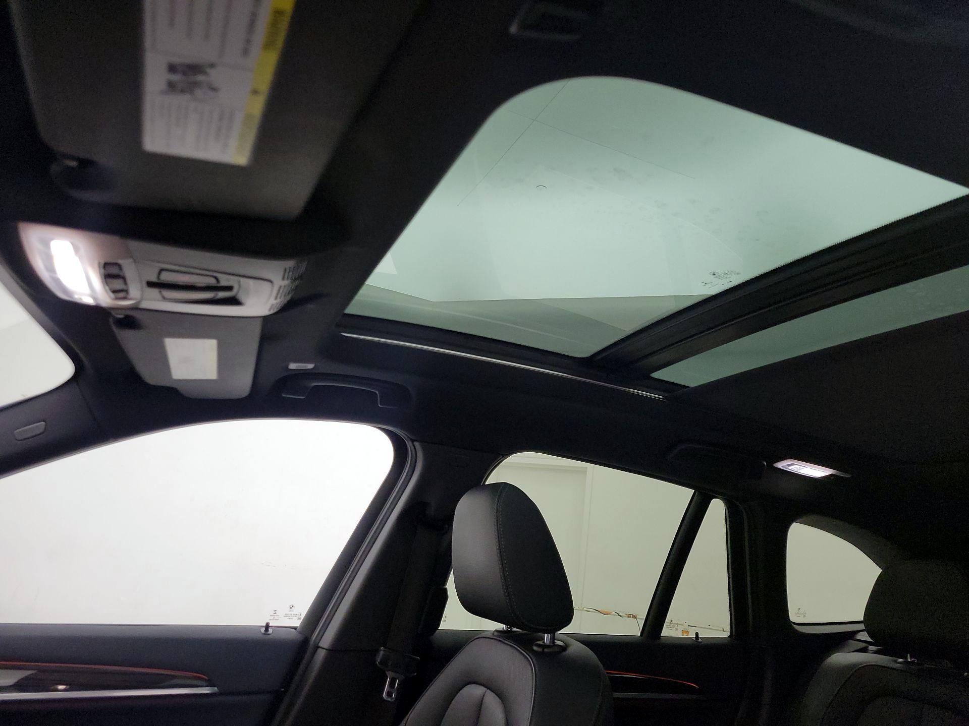 Thumbnail: 2016 BMW X1 - 19