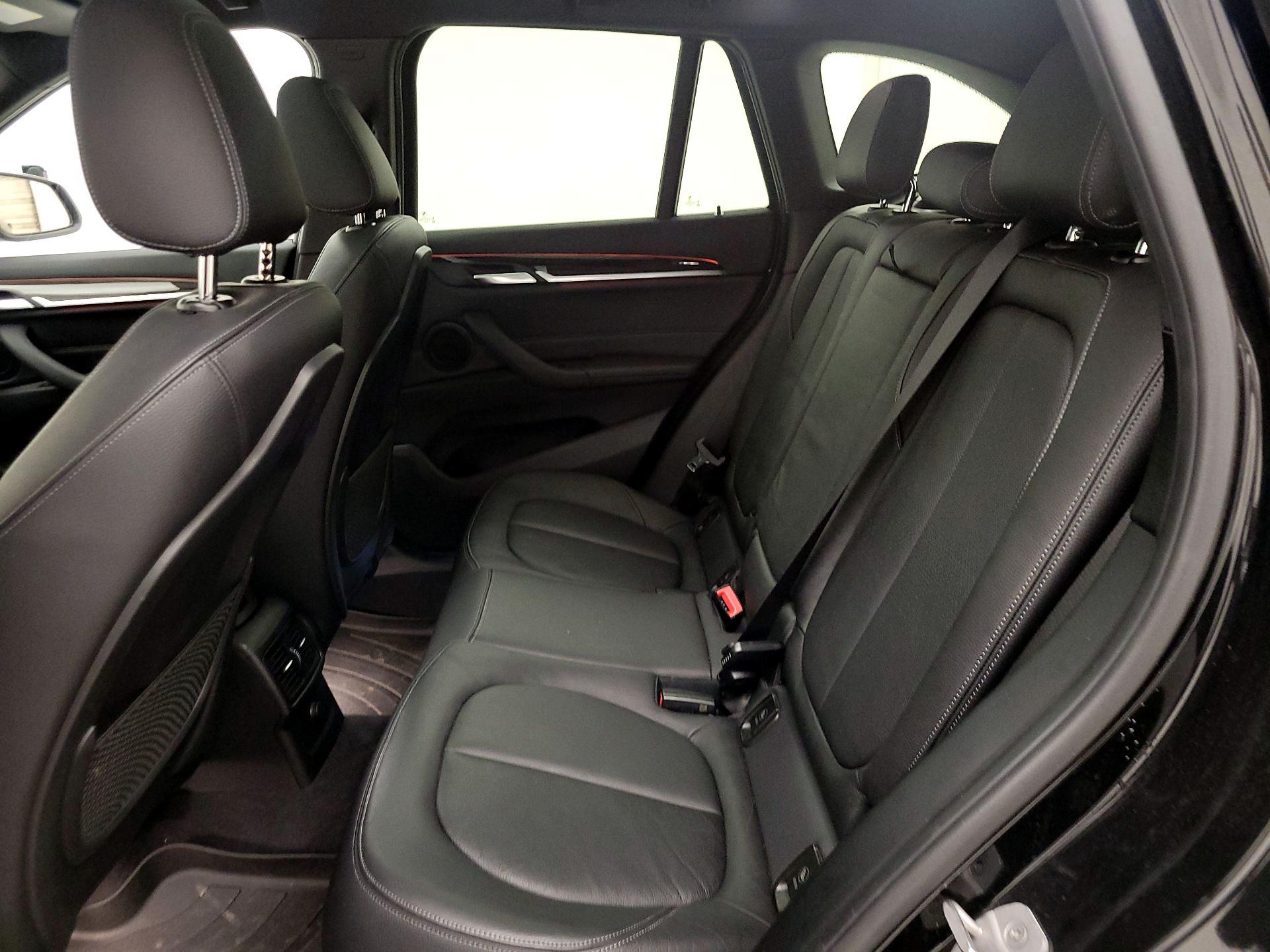Thumbnail: 2016 BMW X1 - 20