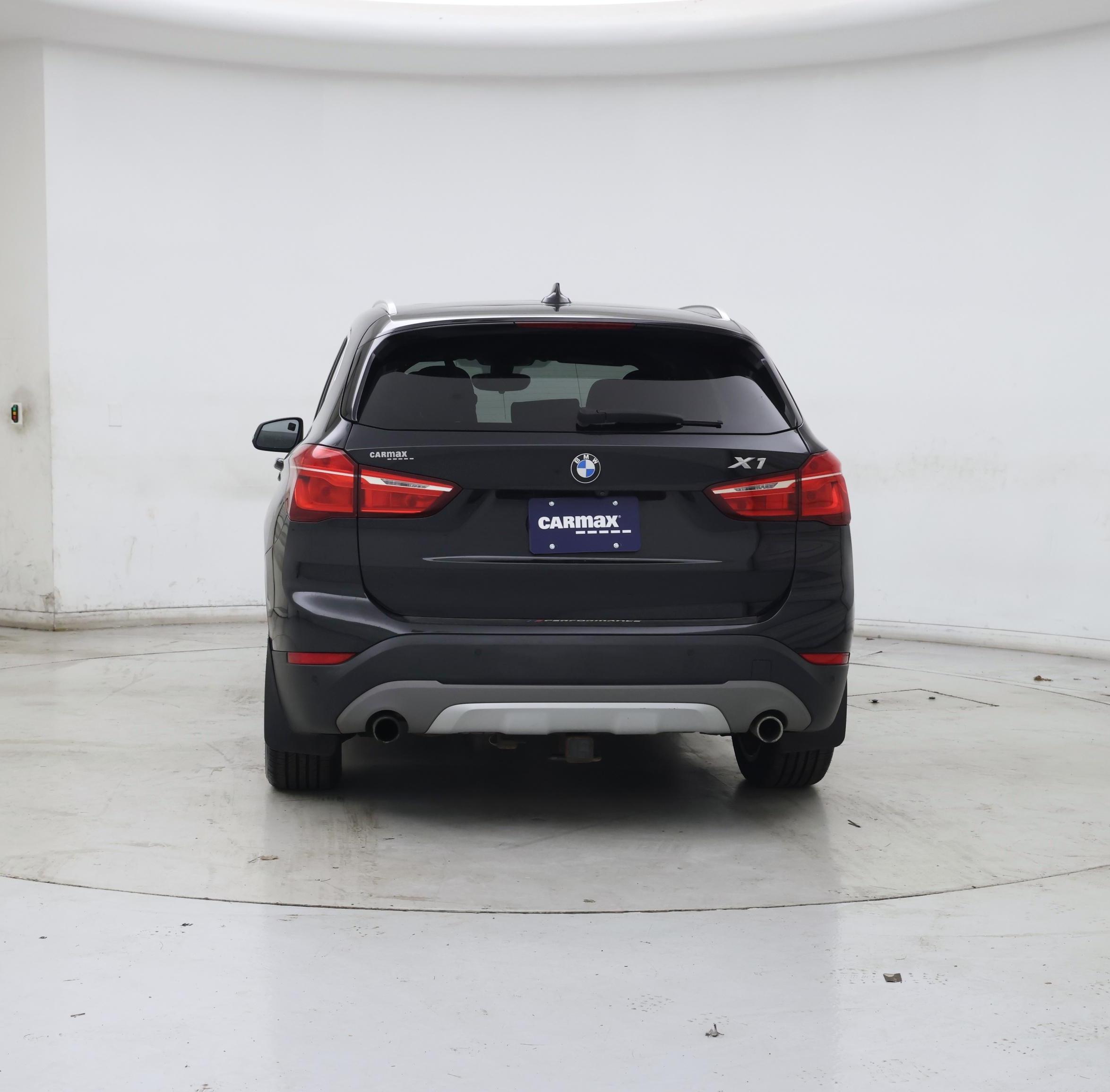 Thumbnail: 2016 BMW X1 - 6