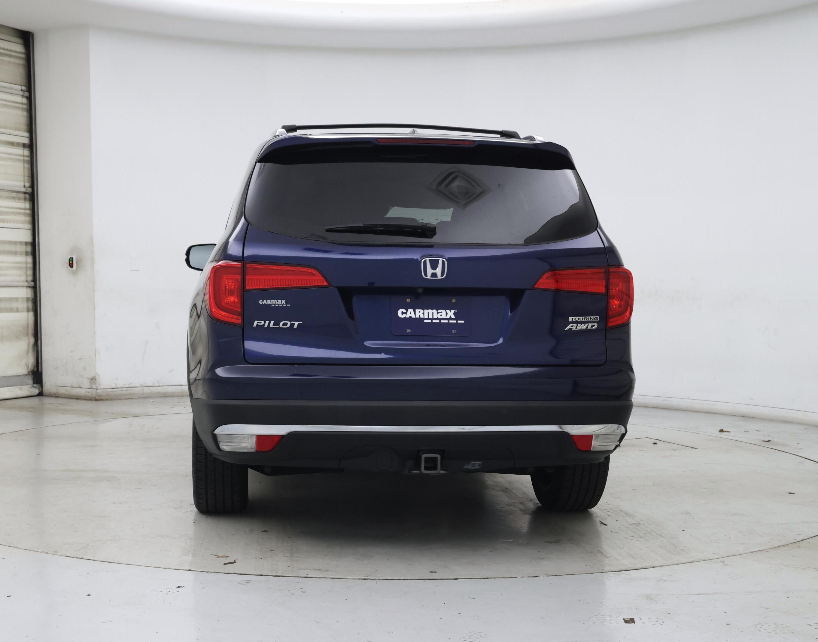 Thumbnail: 2017 Honda Pilot - 6