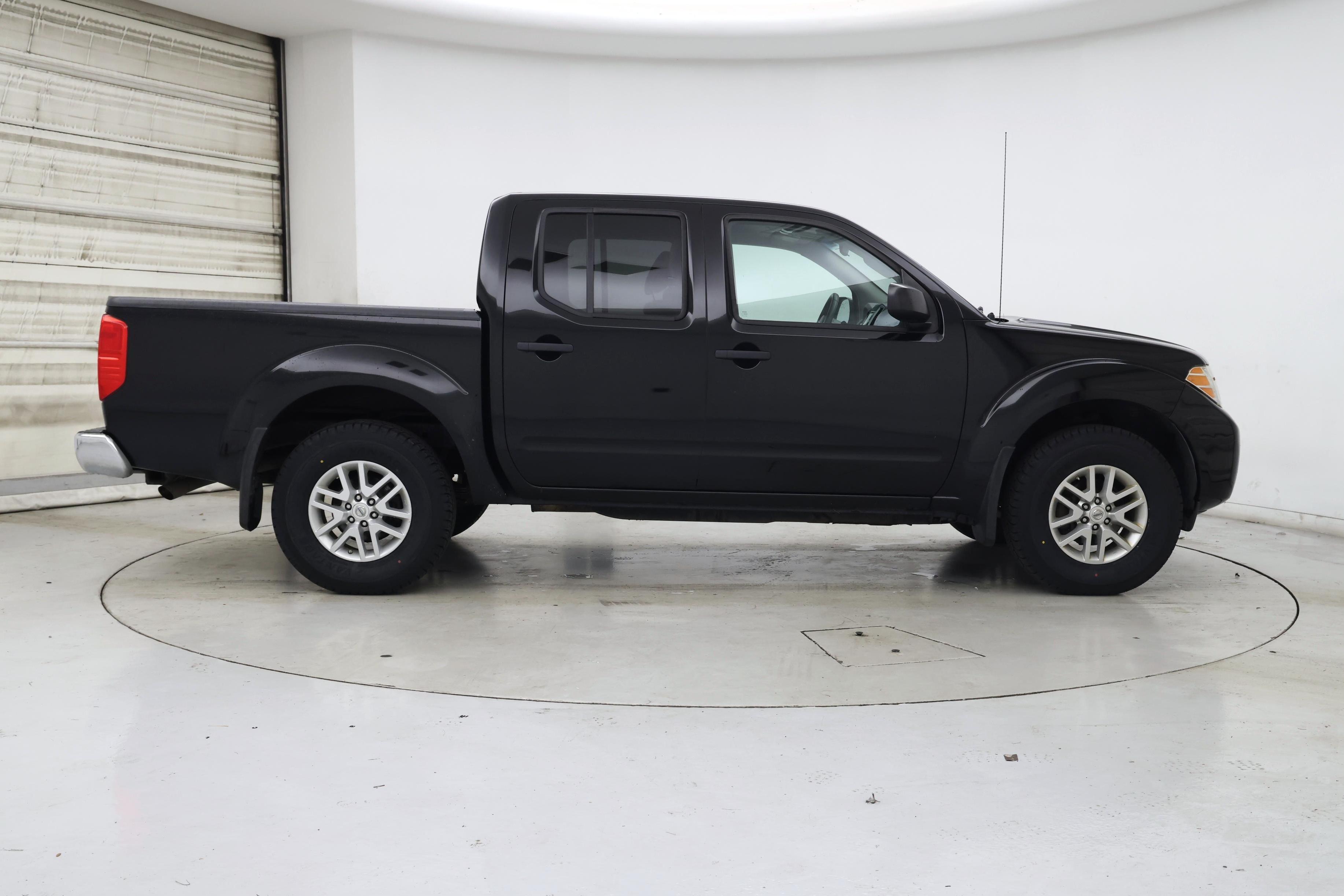 Thumbnail: 2017 Nissan Frontier - 7
