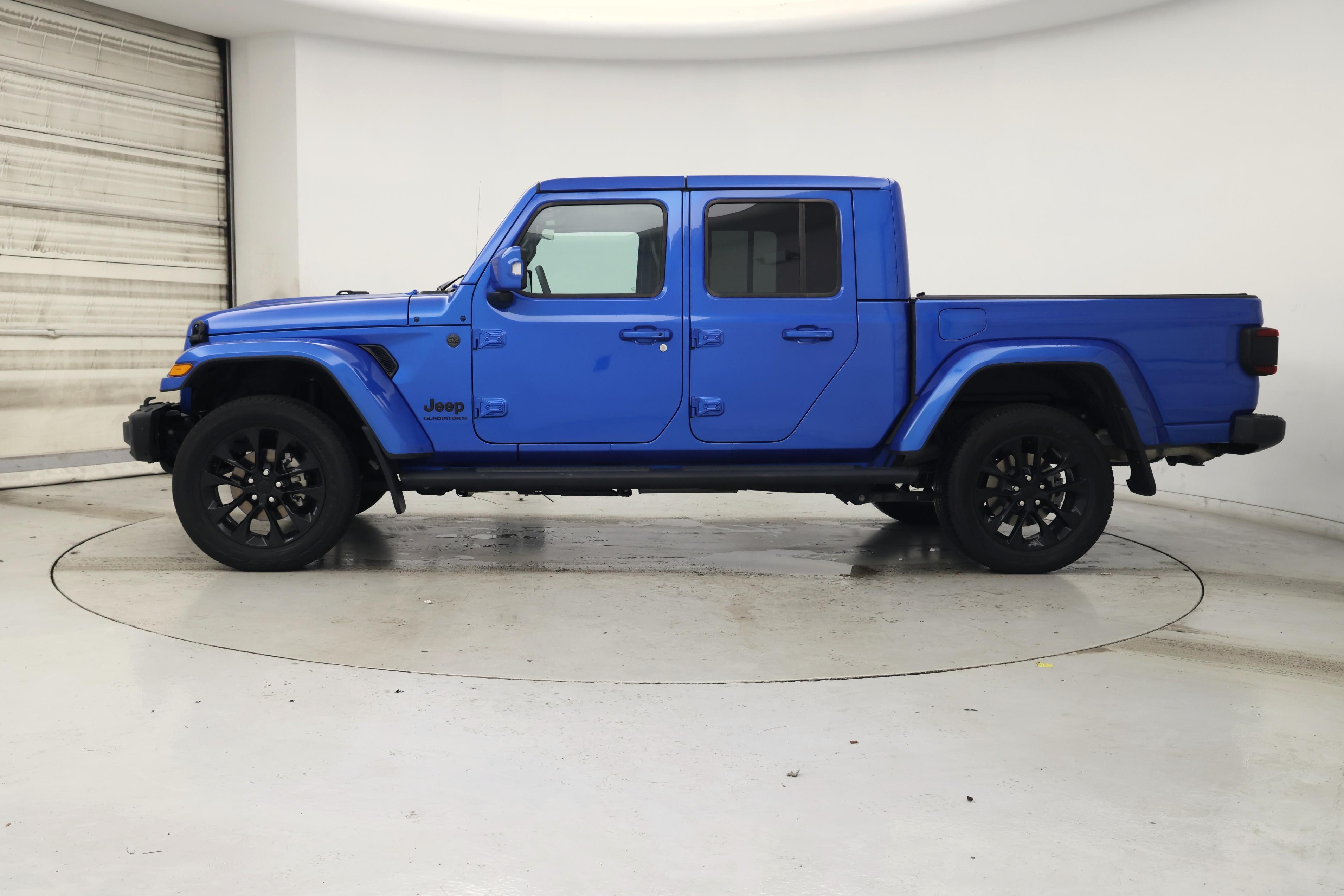 Thumbnail: 2023 Jeep Gladiator - 3