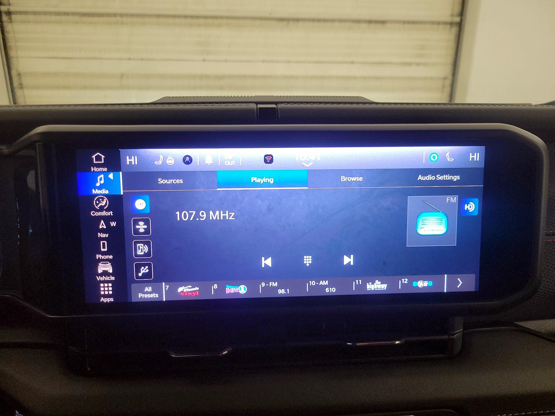 Thumbnail: 2024 Jeep Wrangler - 16