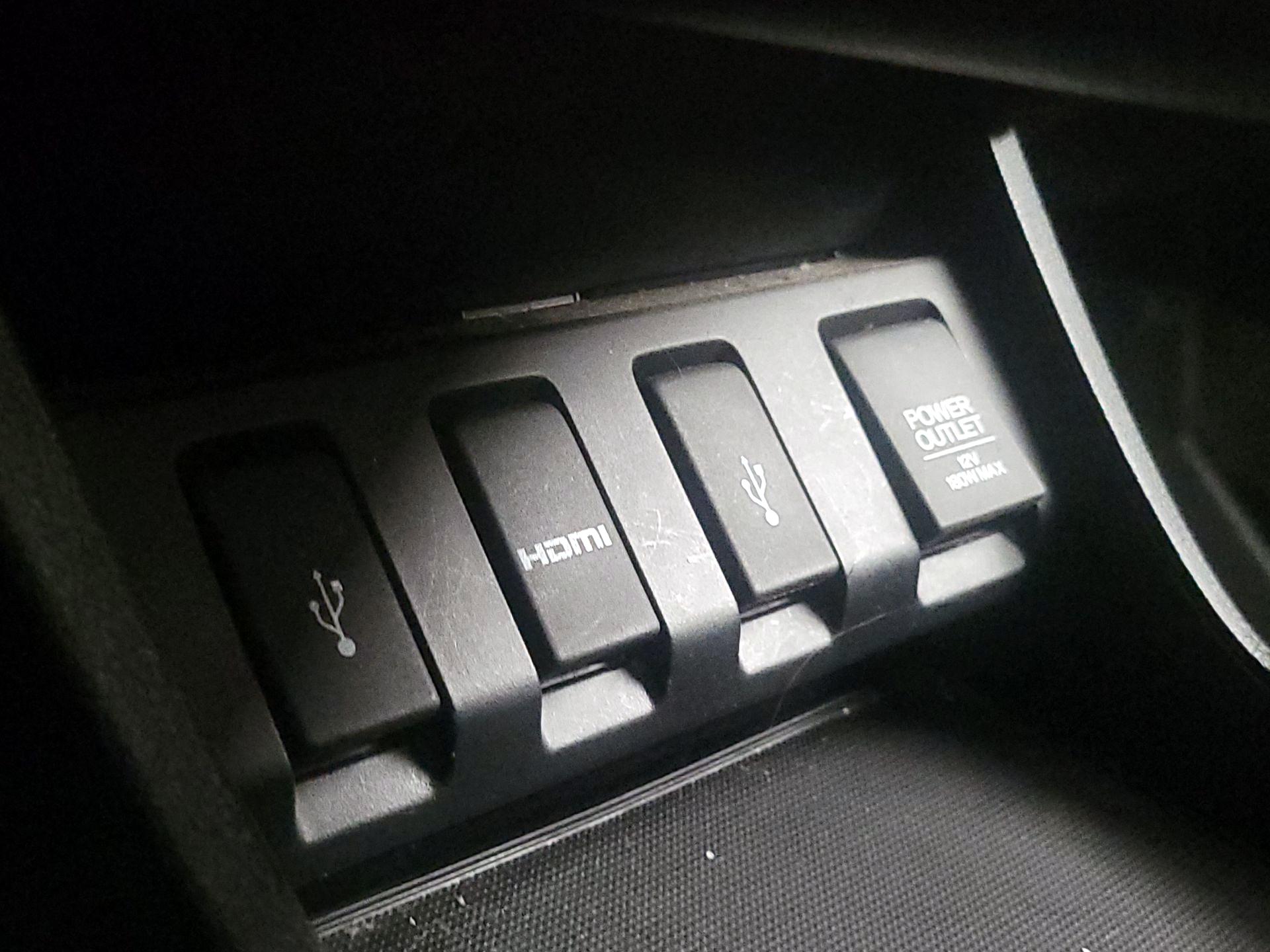 Thumbnail: 2016 Honda HR-V - 18