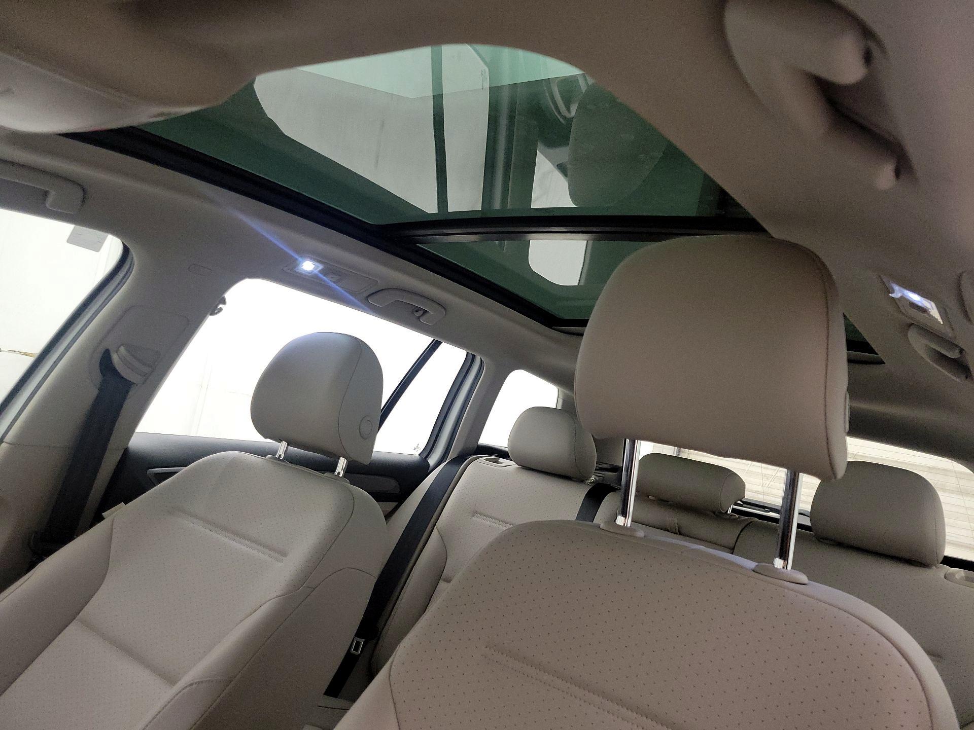 Thumbnail: 2018 Volkswagen Golf - 19