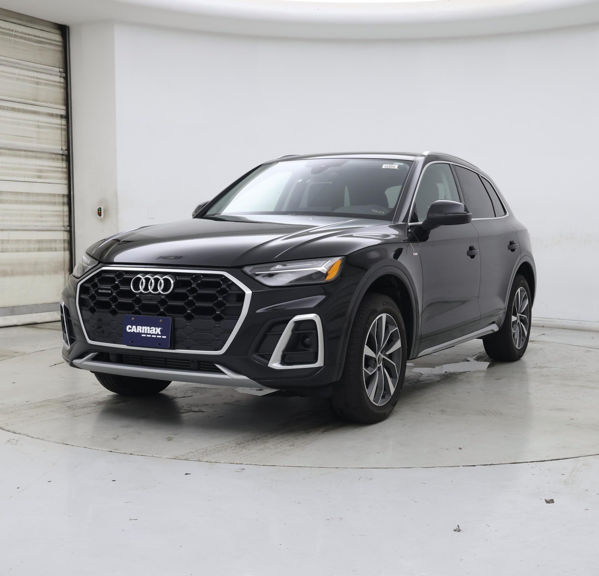 Thumbnail: 2023 Audi Q5 - 4