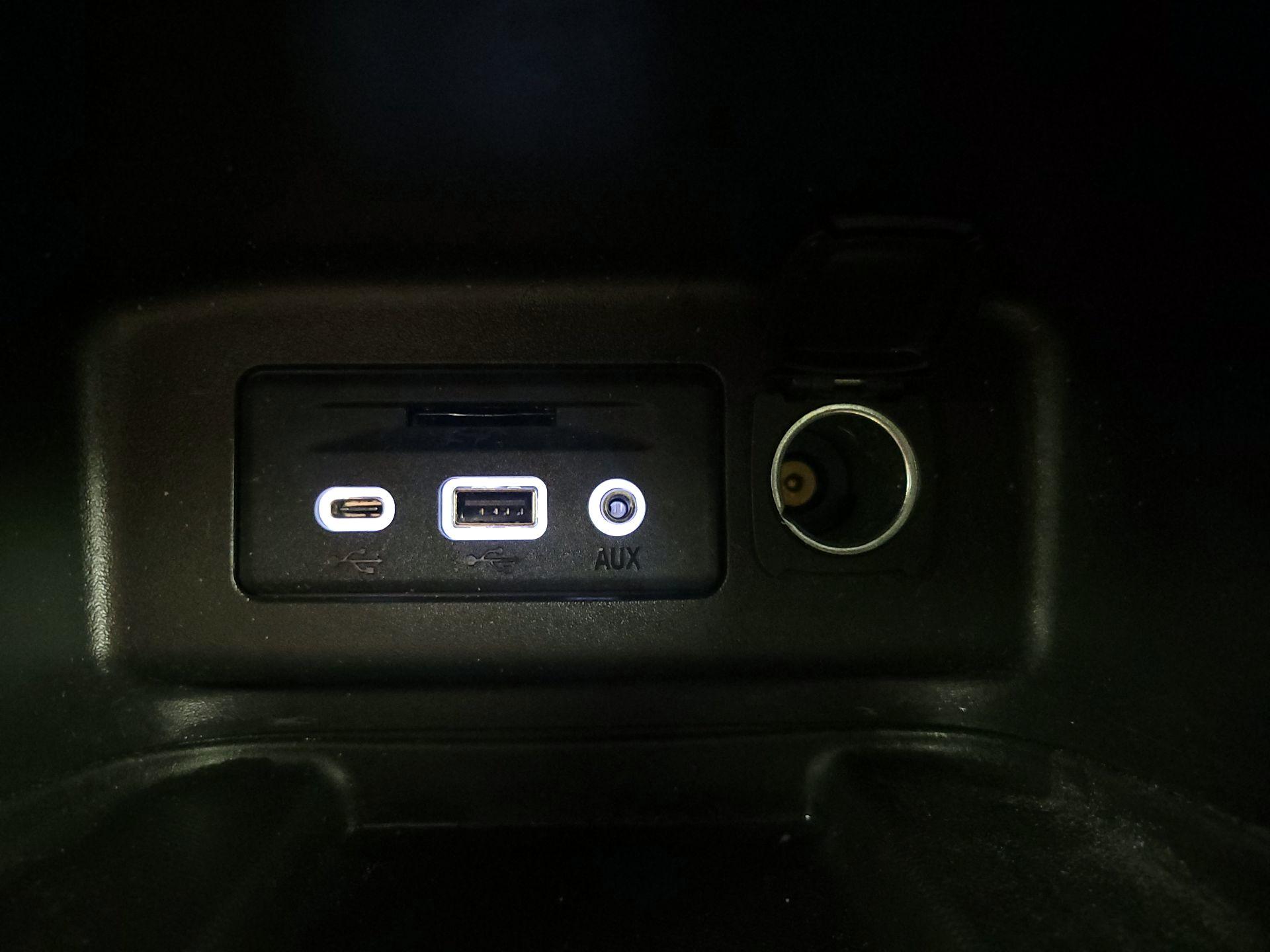 Thumbnail: 2020 Chevrolet Equinox - 18