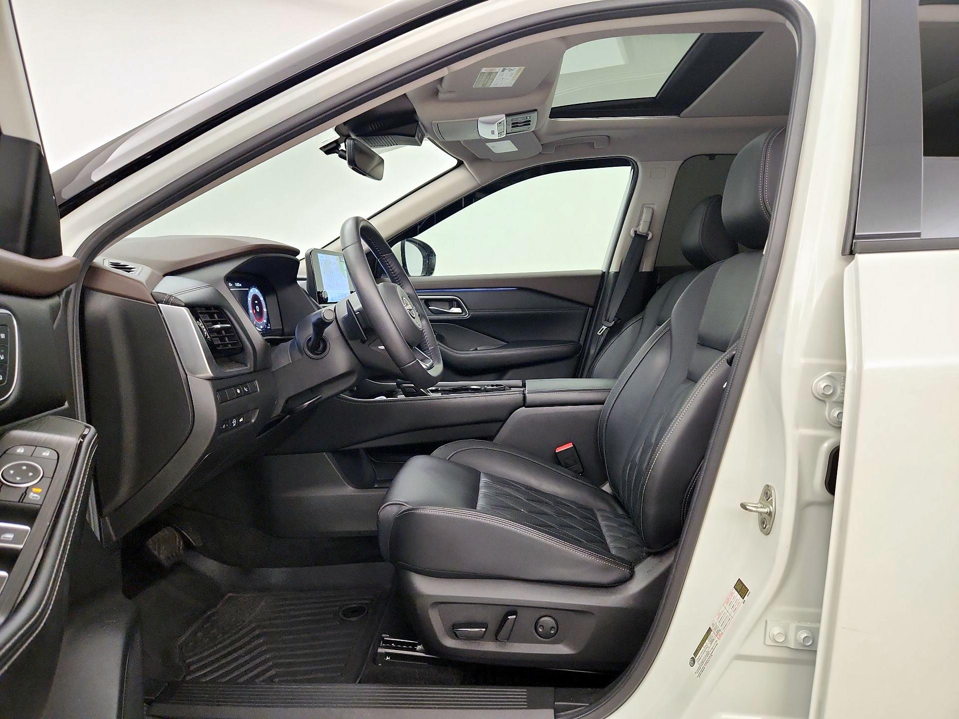 Thumbnail: 2023 Nissan Rogue - 11
