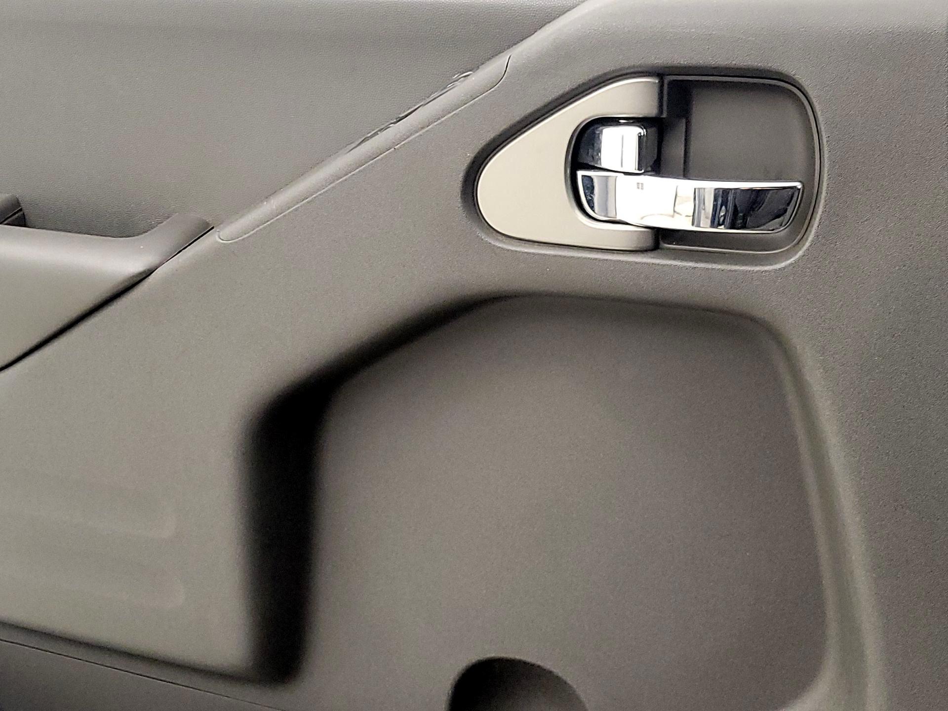 Thumbnail: 2018 Nissan Frontier - 12