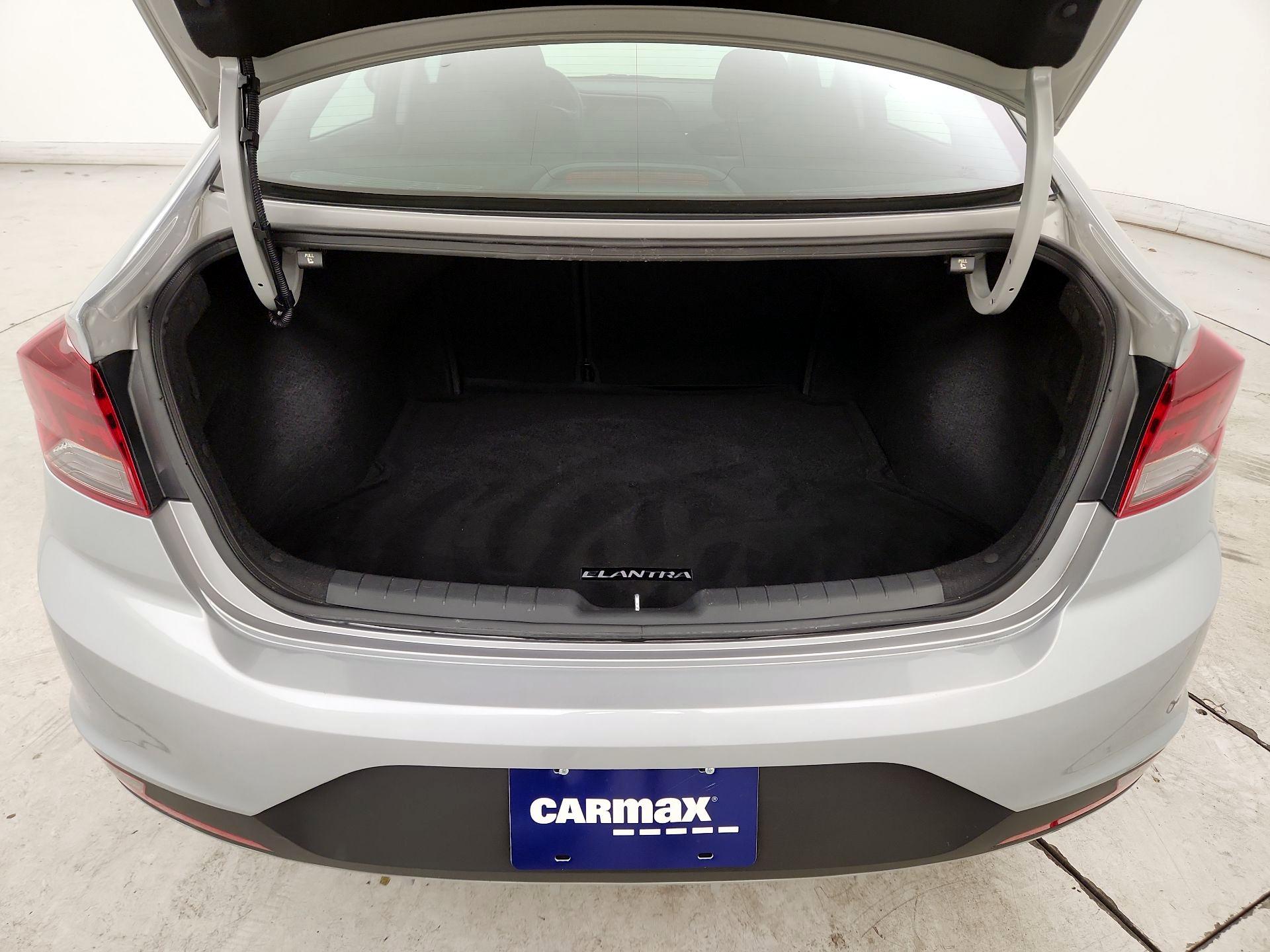 Thumbnail: 2020 Hyundai Elantra - 20