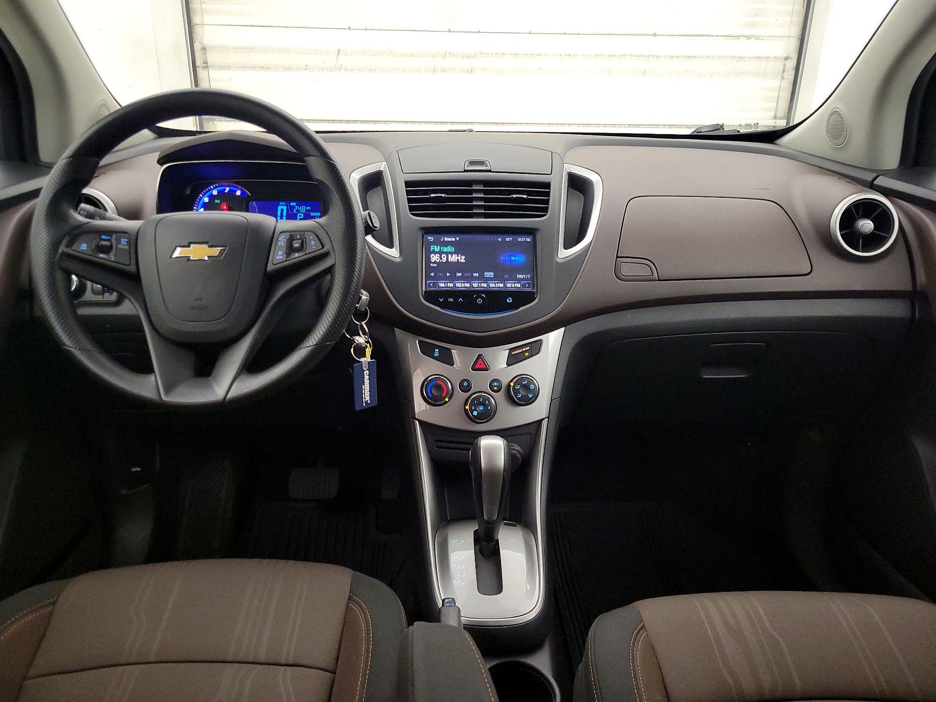 Thumbnail: 2015 Chevrolet Trax - 9