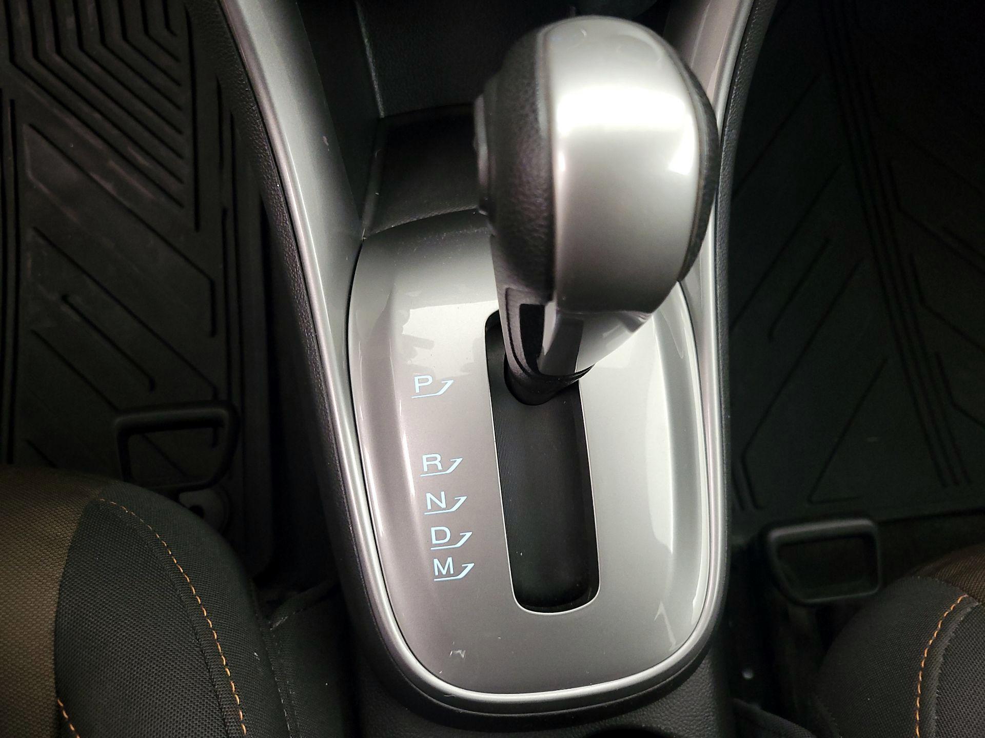 Thumbnail: 2015 Chevrolet Trax - 17