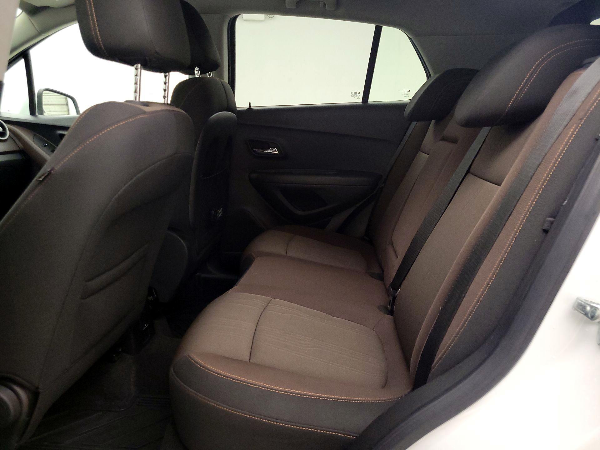 Thumbnail: 2015 Chevrolet Trax - 18