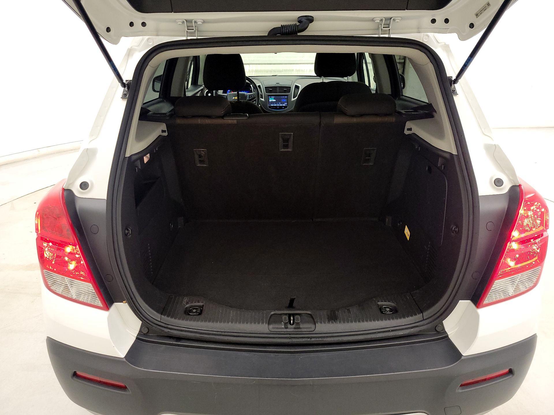 Thumbnail: 2015 Chevrolet Trax - 19