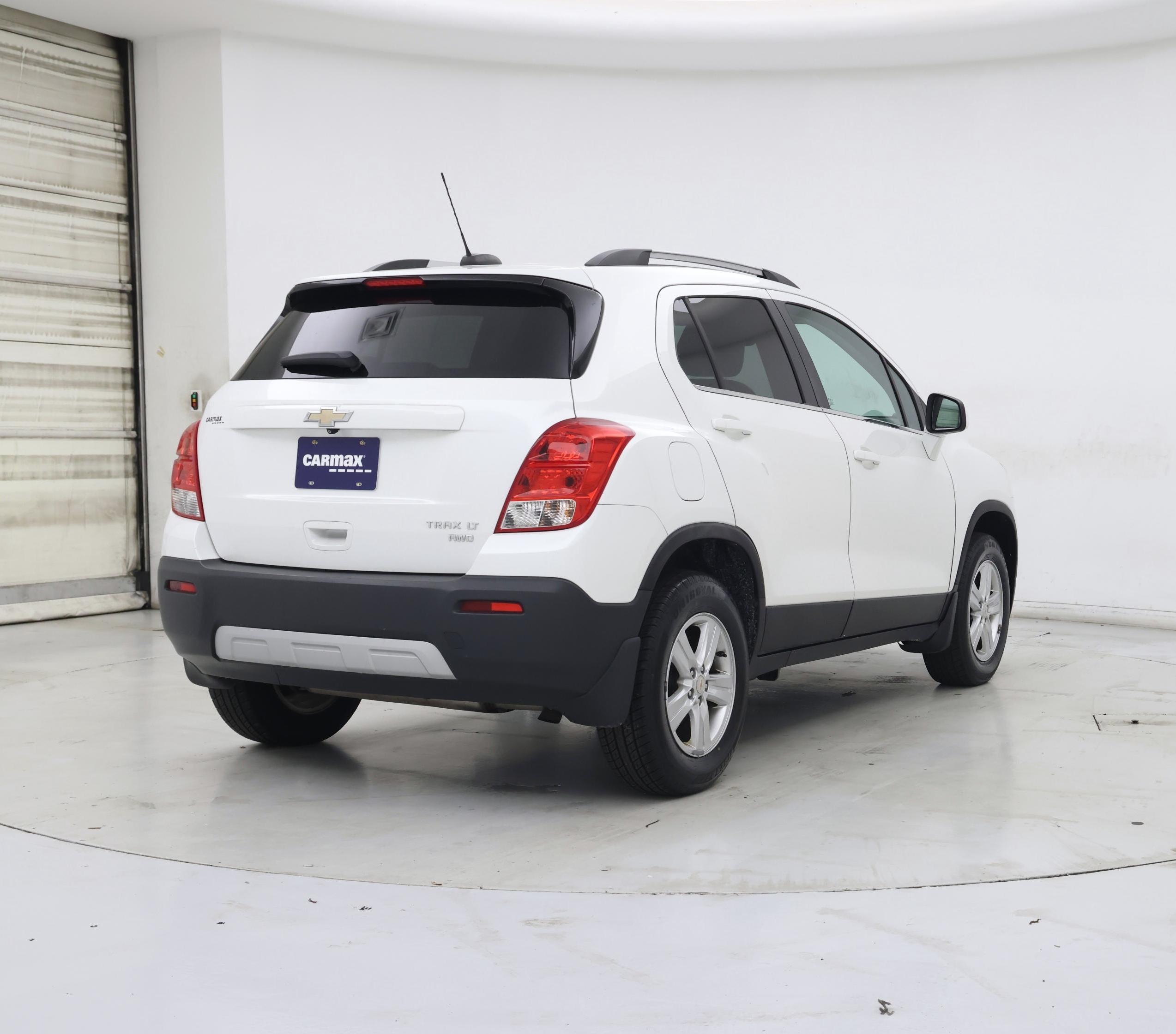 Thumbnail: 2015 Chevrolet Trax - 8