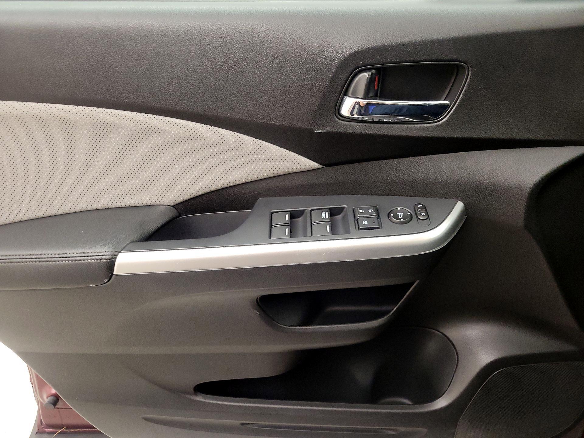 Thumbnail: 2016 Honda CR-V - 12