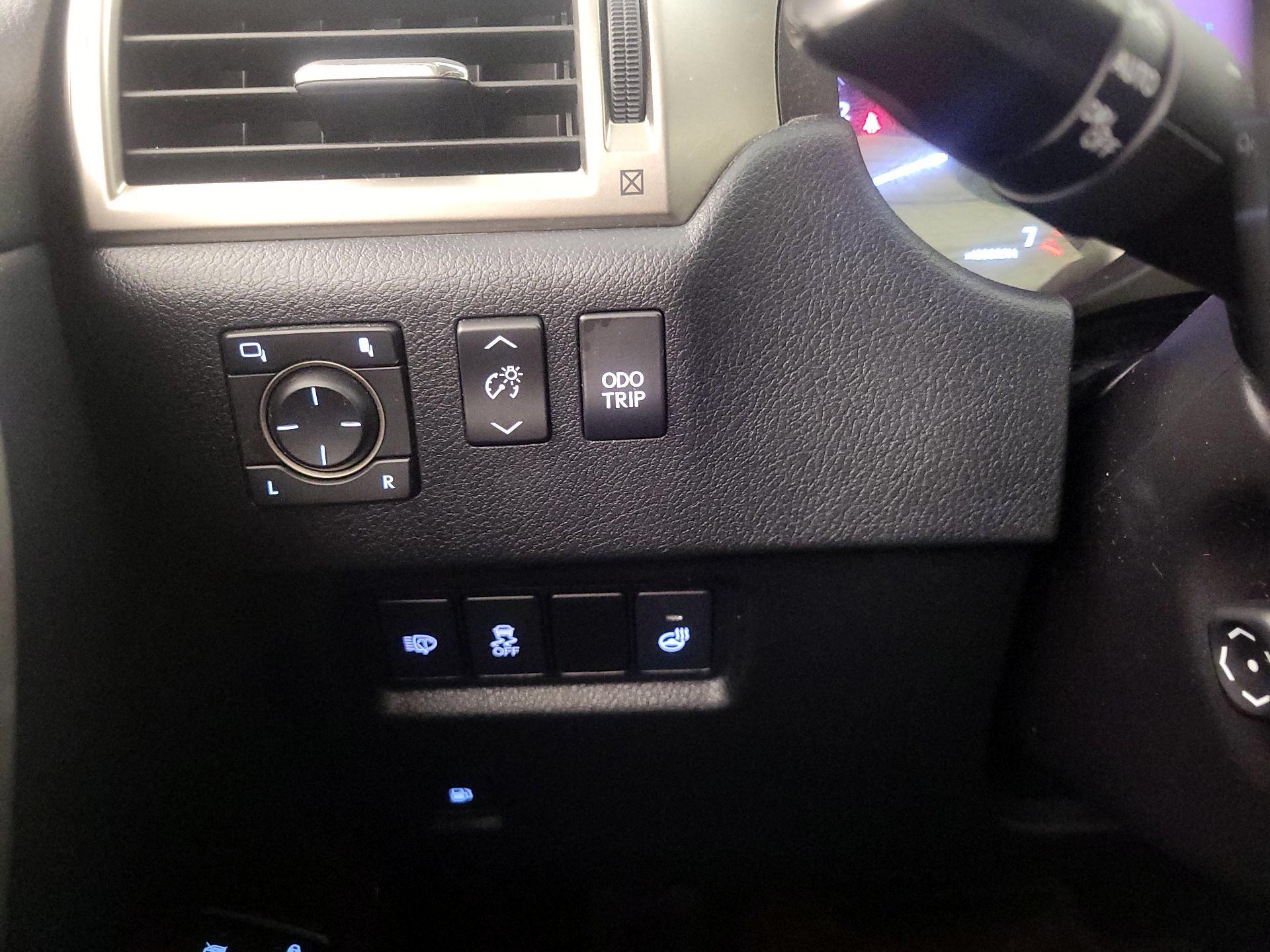 Thumbnail: 2018 Lexus GX - 13