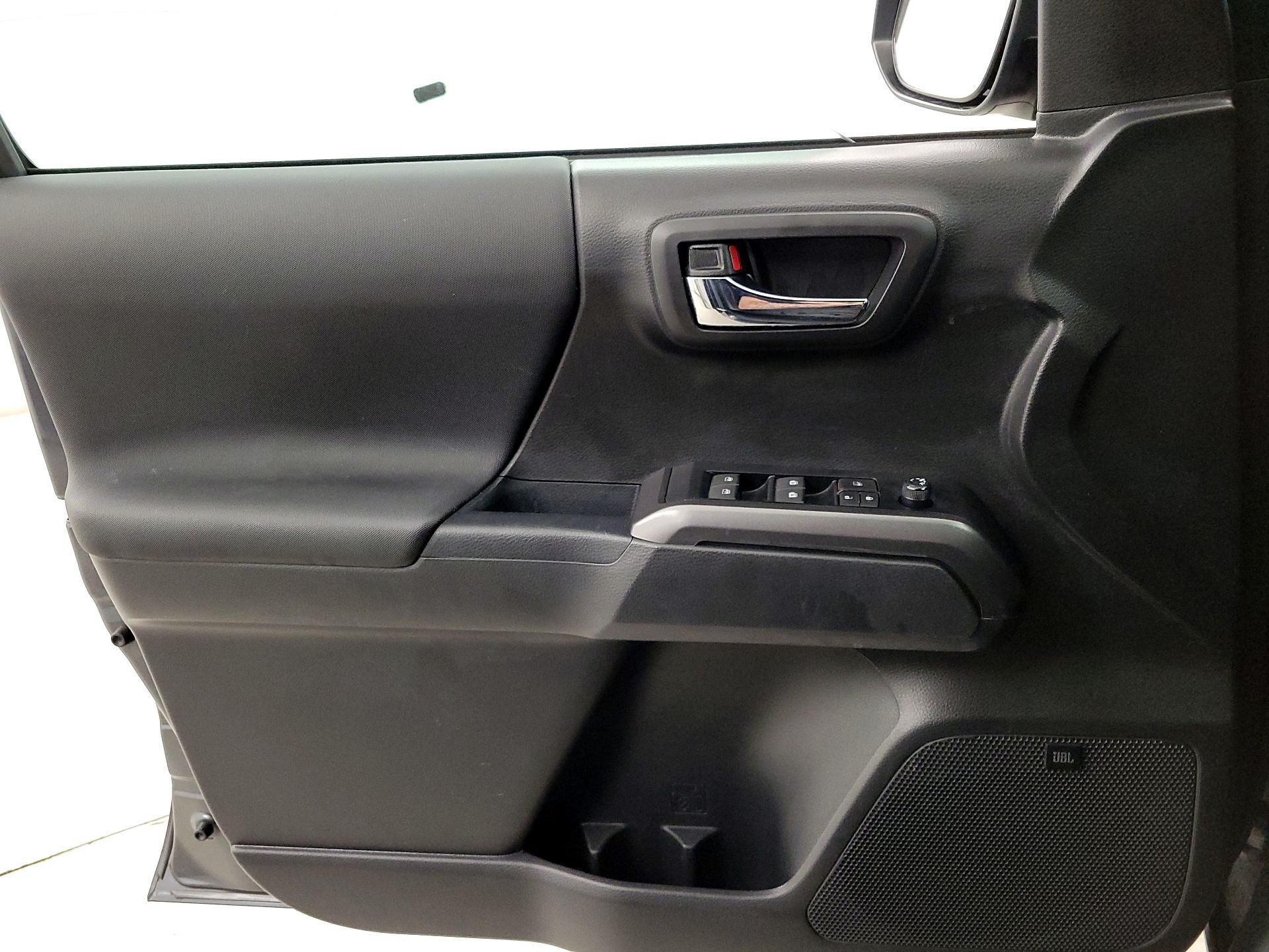 Thumbnail: 2023 Toyota Tacoma - 12