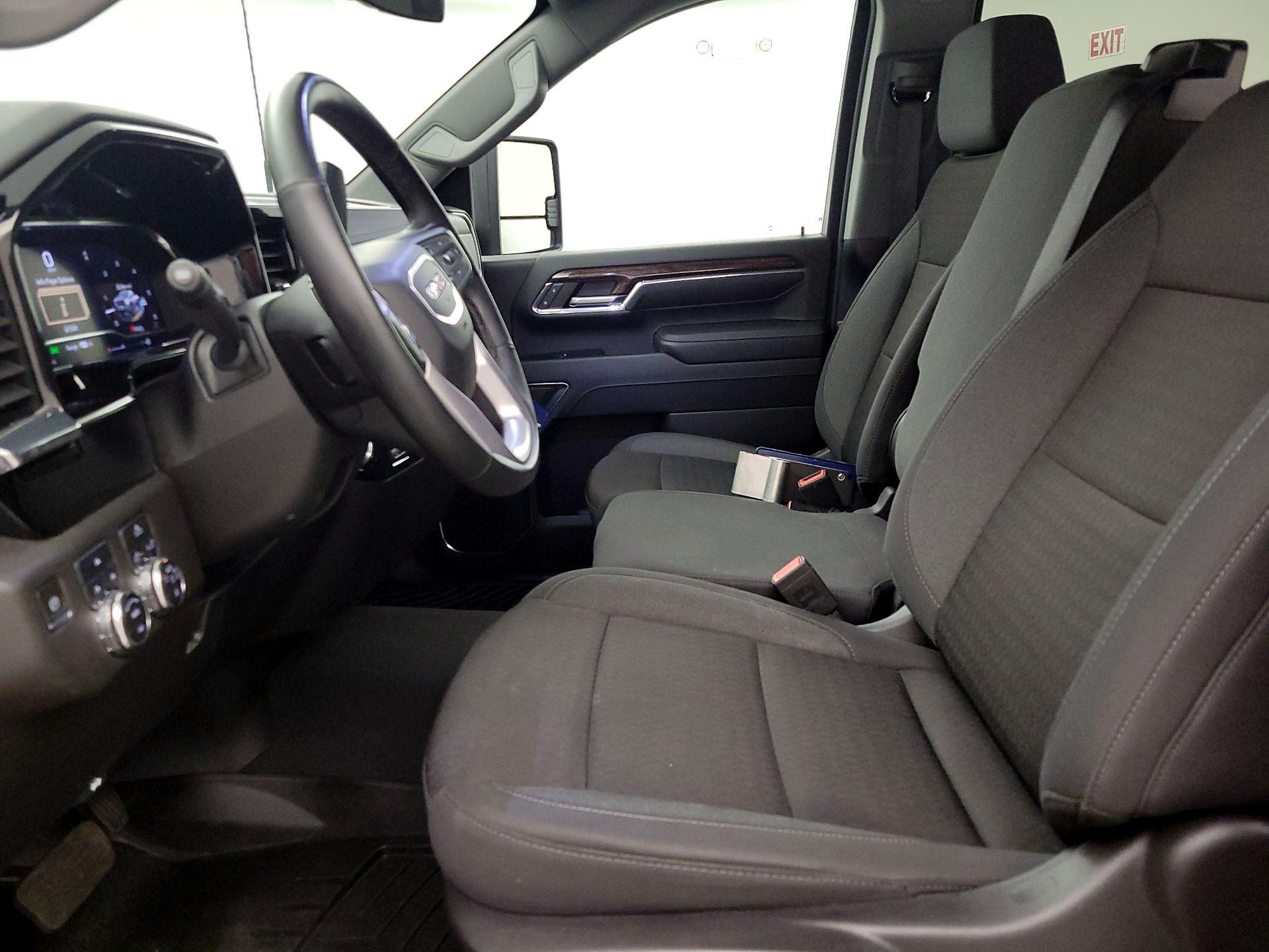 Thumbnail: 2024 GMC Sierra 2500 - 11