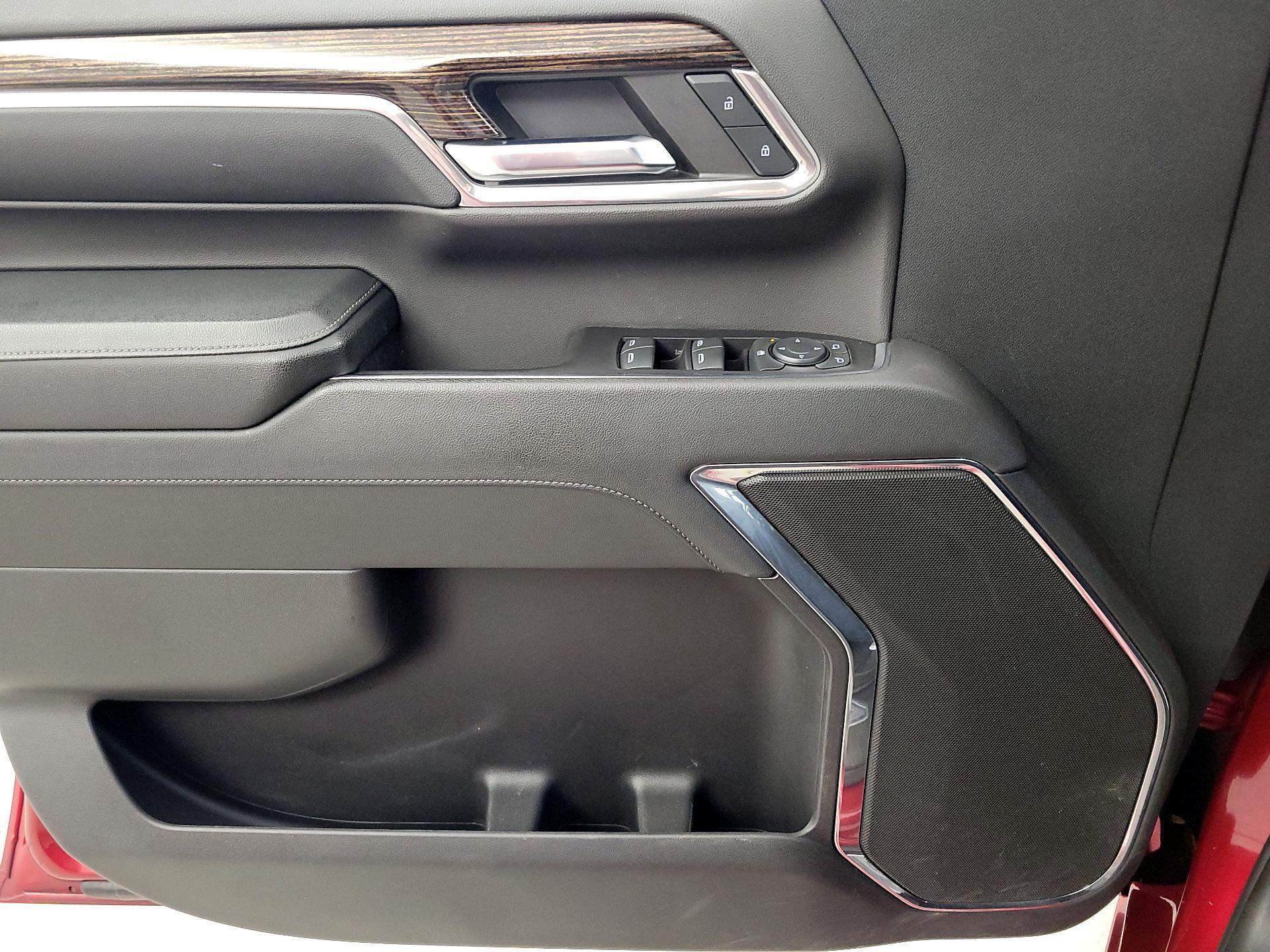 Thumbnail: 2024 GMC Sierra 2500 - 12