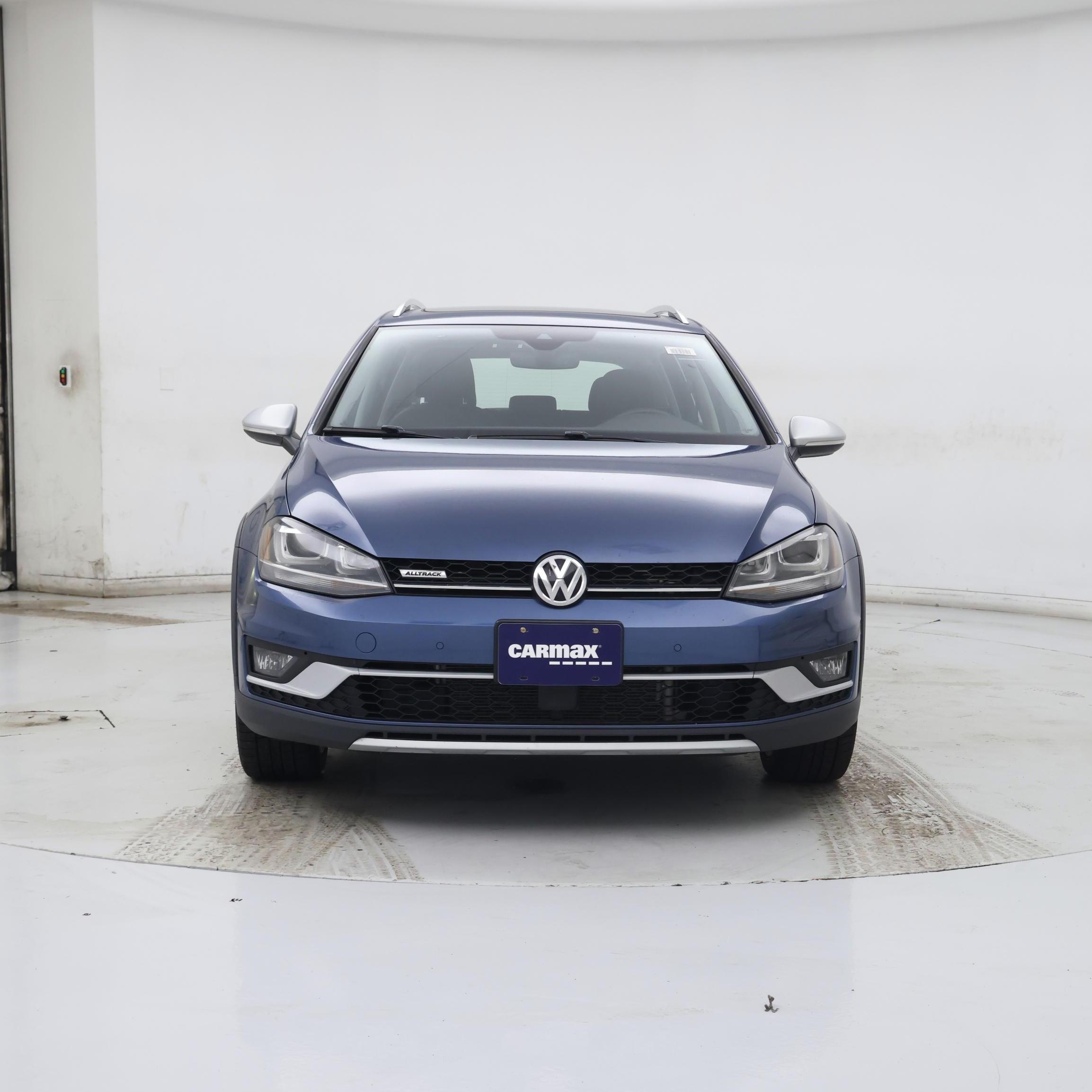 Thumbnail: 2017 Volkswagen Golf - 5